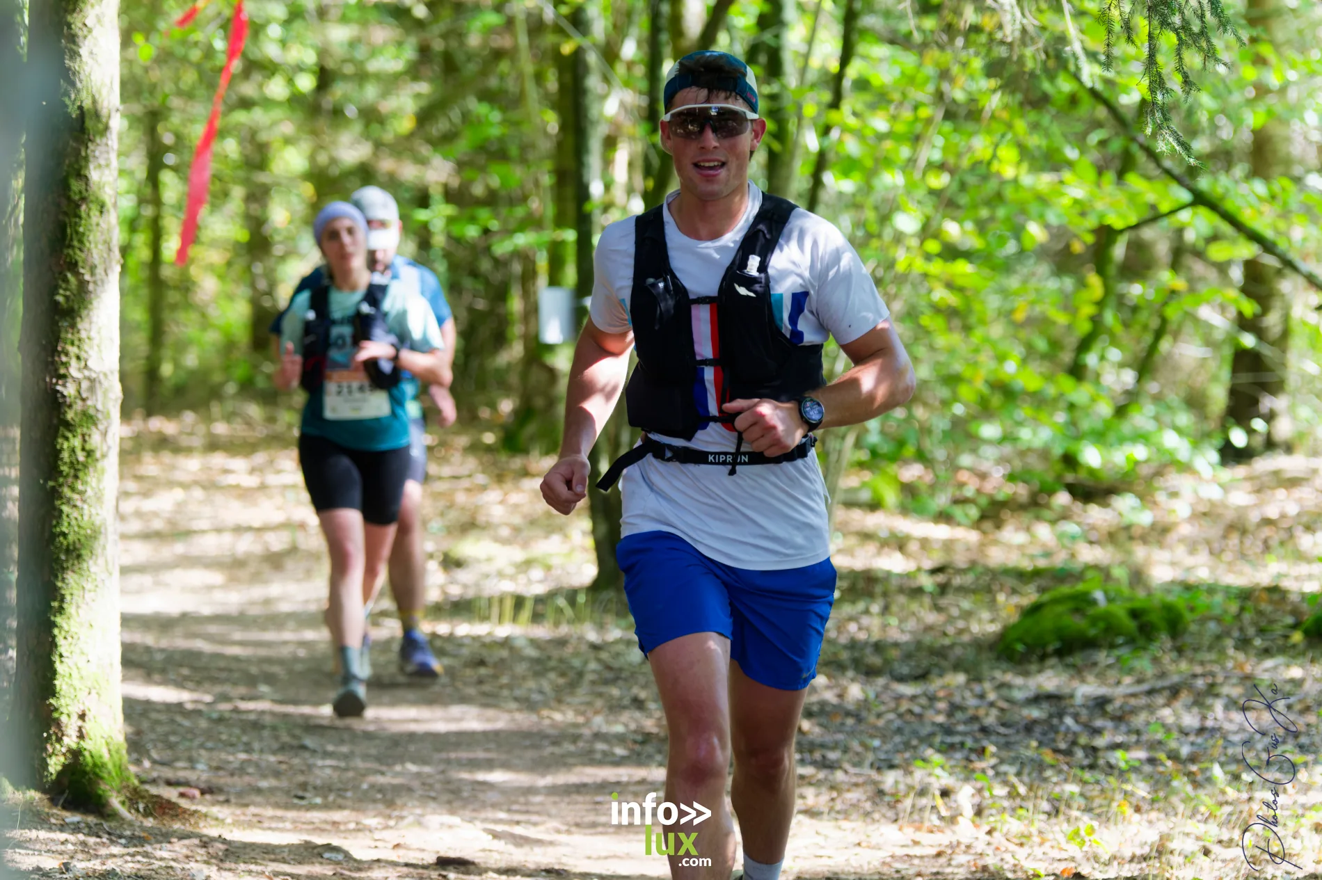 Trail de la Passerelle Himalayenne 2026 à Sainte-Cécile : coureurs sur les sentiers de la vallée de la Semois