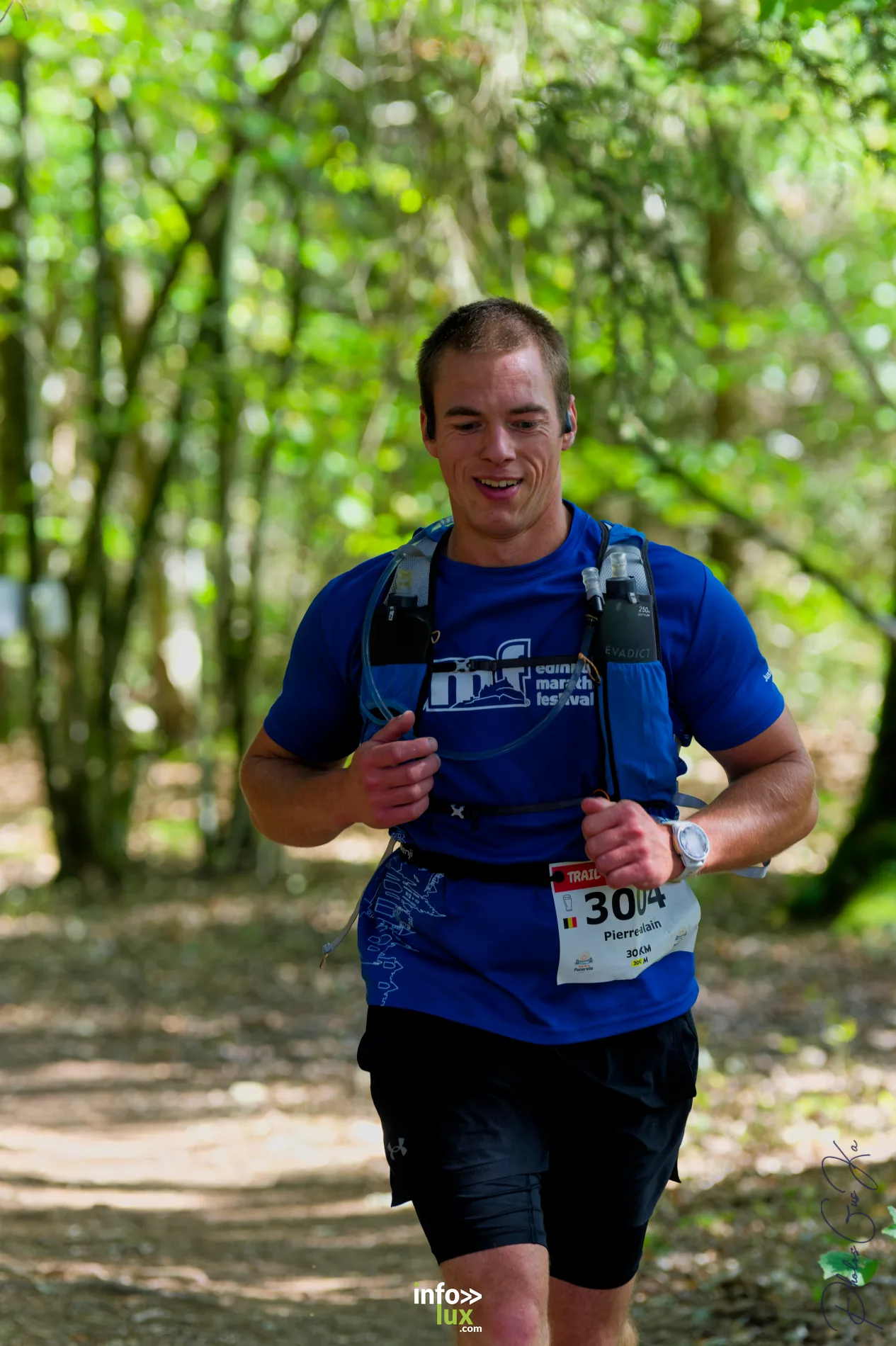 Trail de la Passerelle Himalayenne 2026 à Sainte-Cécile : coureurs sur les sentiers de la vallée de la Semois