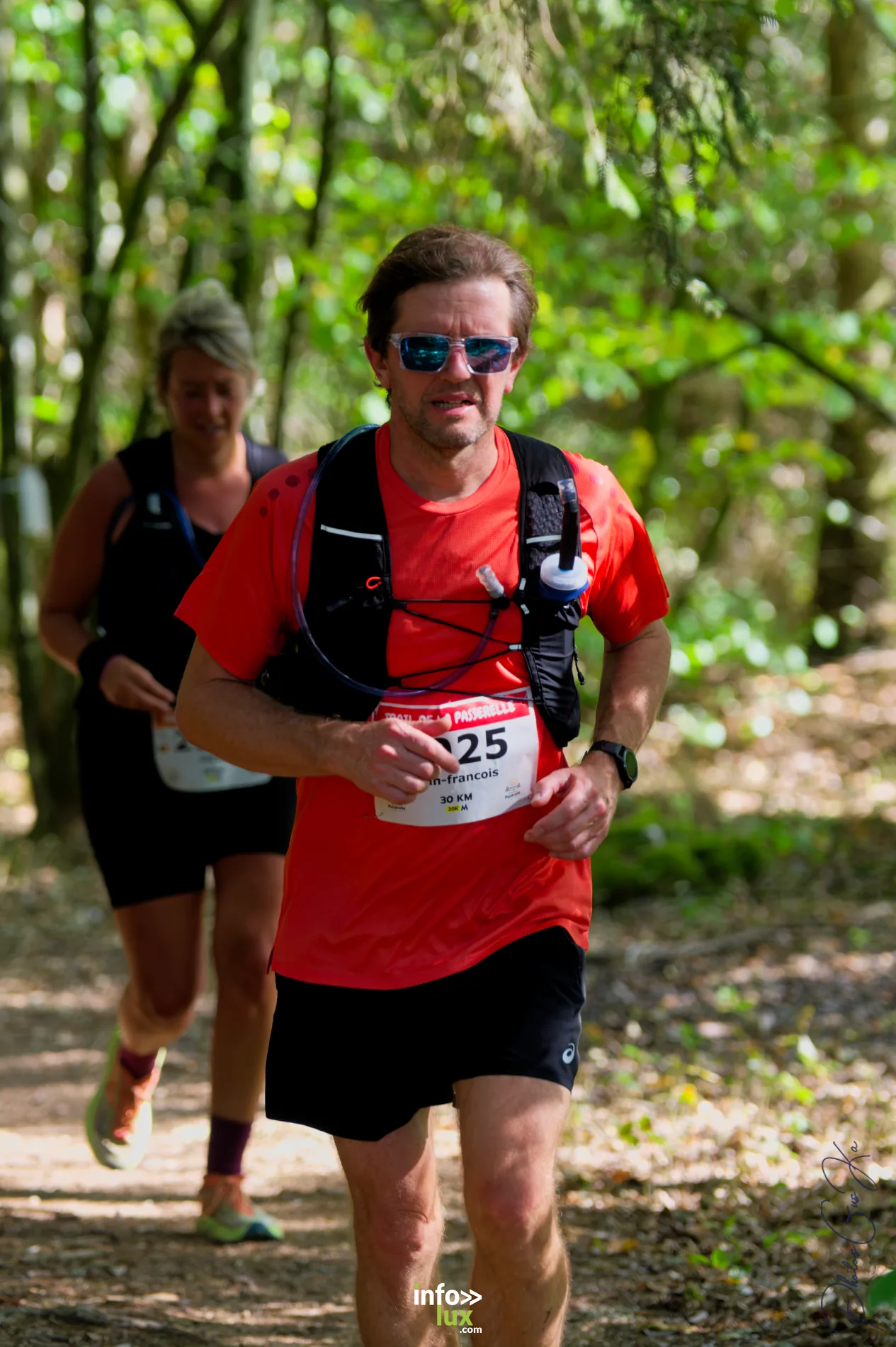 Trail de la Passerelle Himalayenne 2026 à Sainte-Cécile : coureurs sur les sentiers de la vallée de la Semois