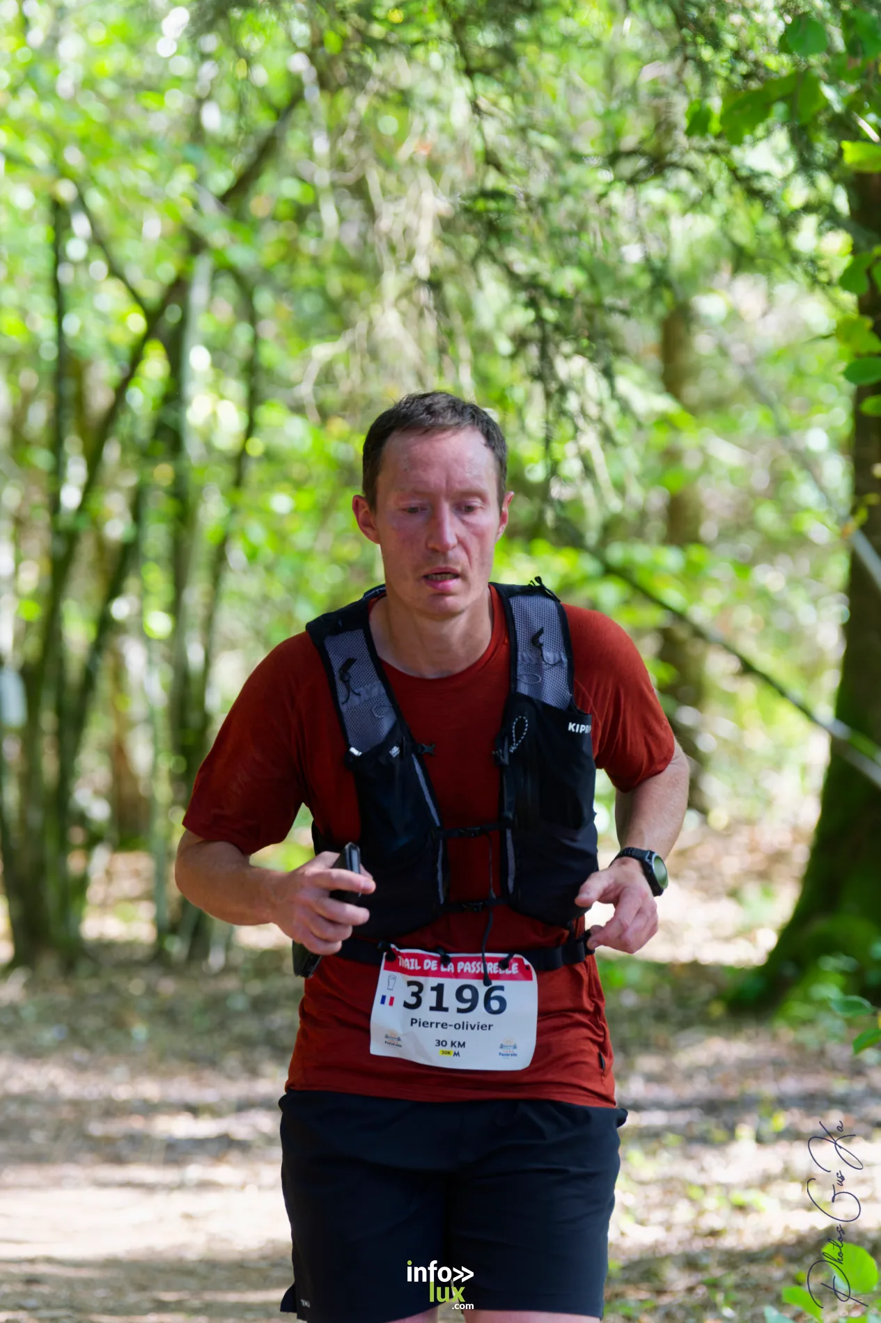 Trail de la Passerelle Himalayenne 2026 à Sainte-Cécile : coureurs sur les sentiers de la vallée de la Semois