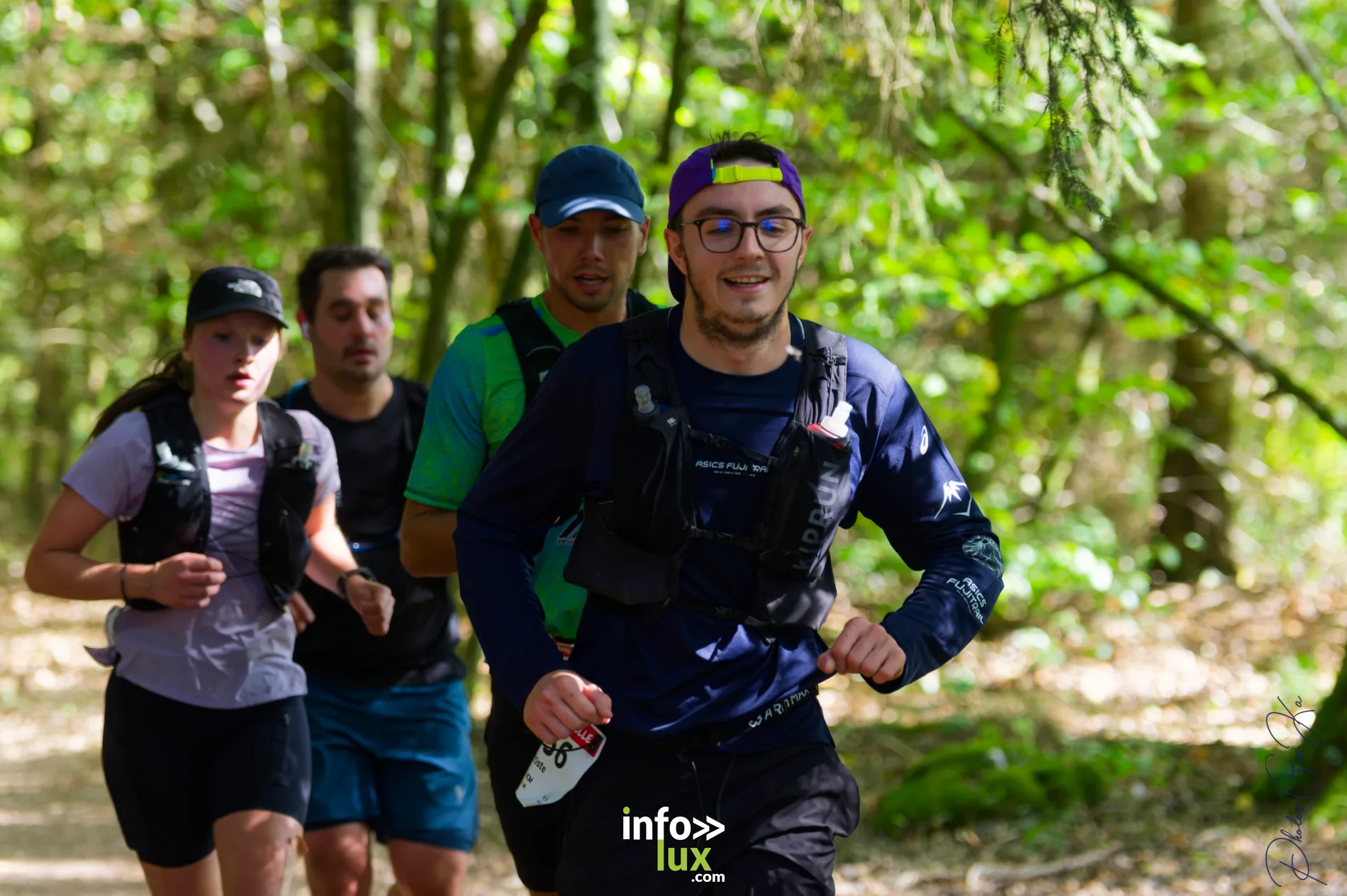 Trail de la Passerelle Himalayenne 2026 à Sainte-Cécile : coureurs sur les sentiers de la vallée de la Semois