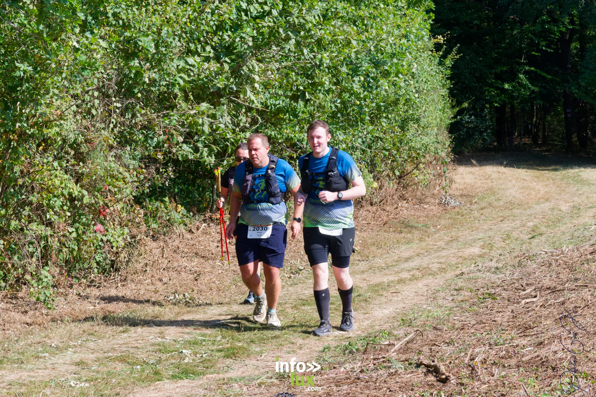 Trail de la Passerelle Himalayenne 2026 à Sainte-Cécile : coureurs sur les sentiers de la vallée de la Semois
