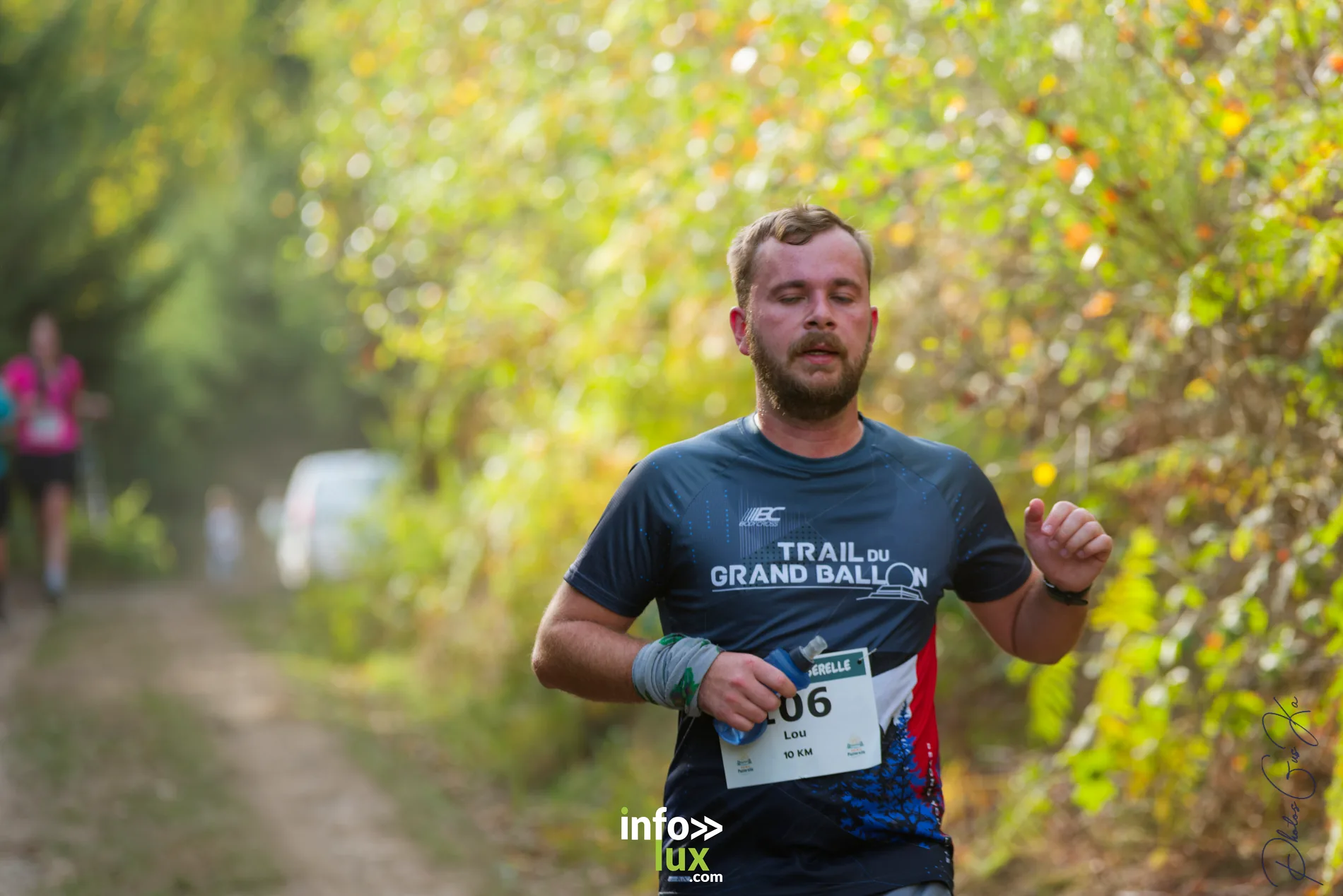 Trail de la Passerelle Himalayenne 2026 à Sainte-Cécile : coureurs sur les sentiers de la vallée de la Semois
