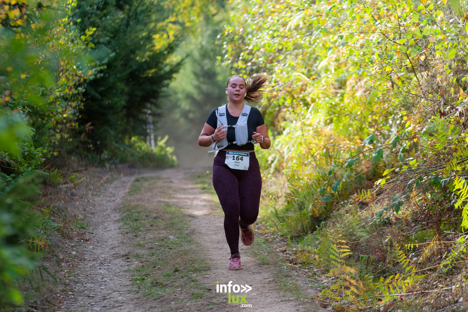Trail de la Passerelle Himalayenne 2026 à Sainte-Cécile : coureurs sur les sentiers de la vallée de la Semois