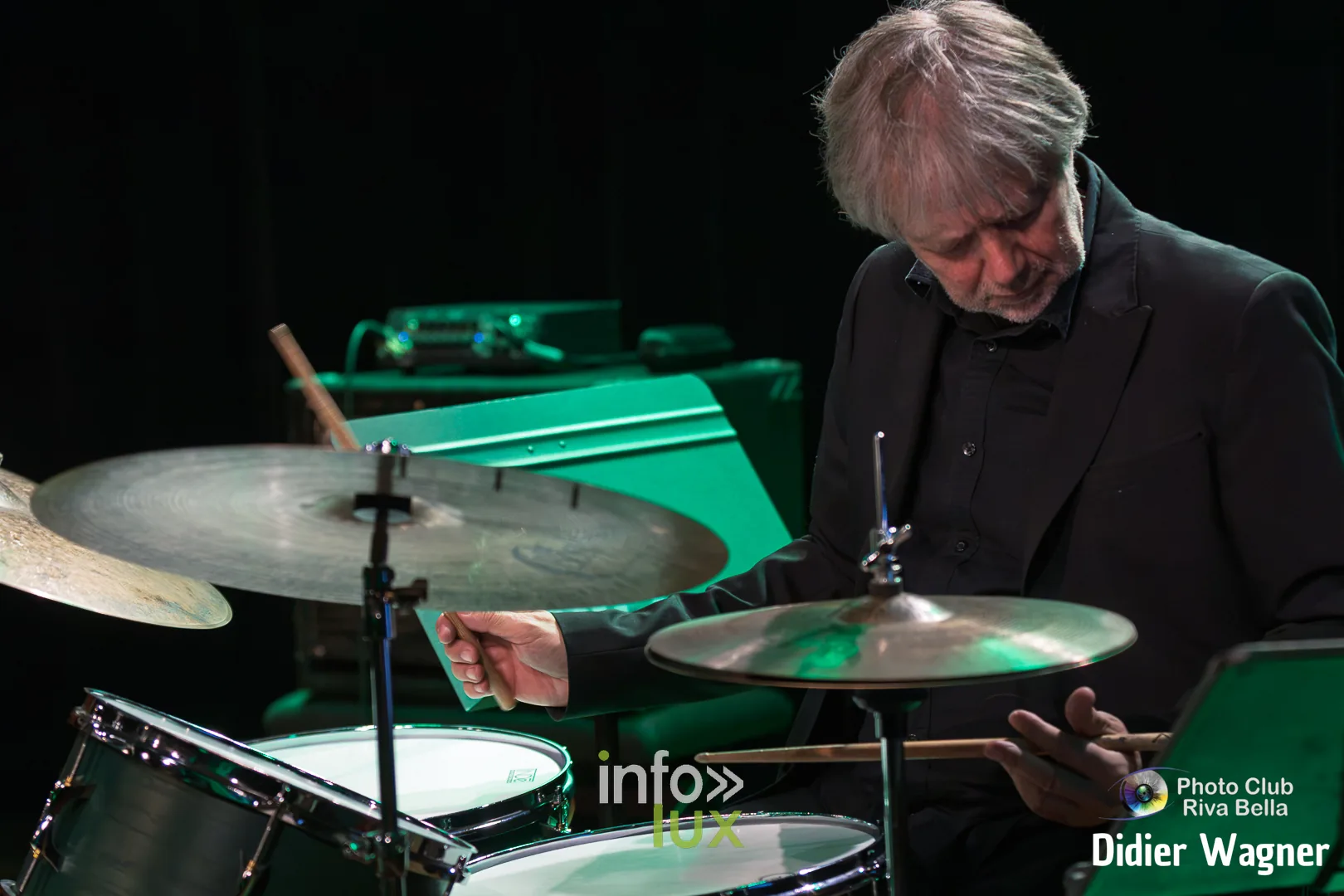 Alain Cupper Quintet, Académie de Musique de Braine-l’Alleud, 10 octobre 2026 : Jan De Haas à la batterie (photo Didier Wagner, Photo-Club Riva-Bella)