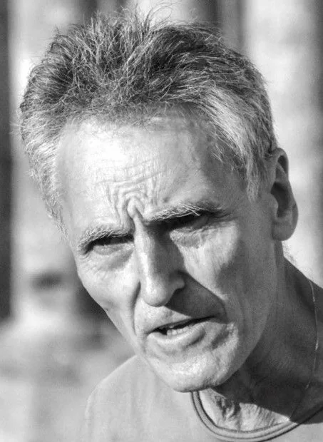 Antoine Juliens, portrait en noir et blanc