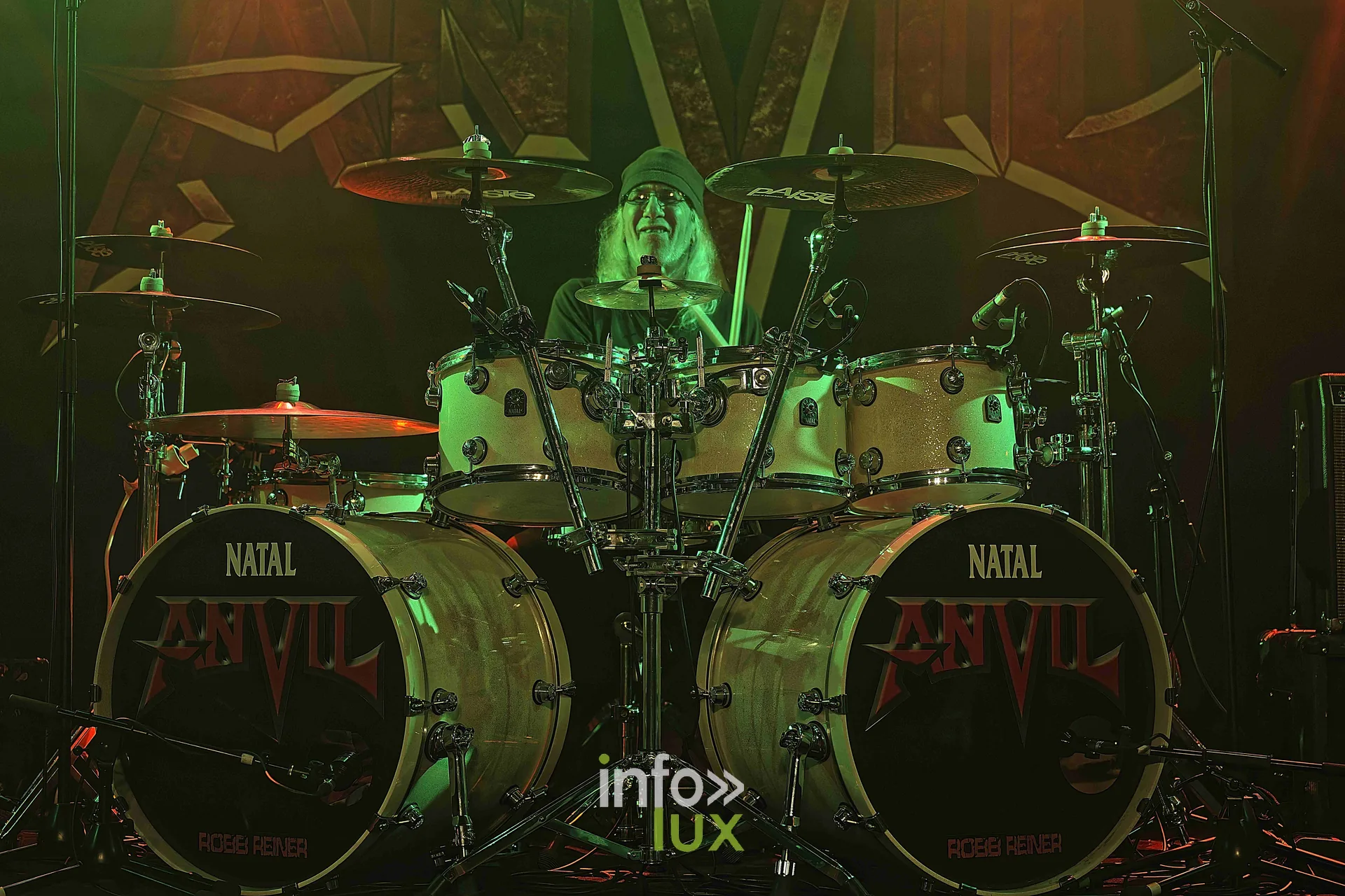 Anvil sur la scène du Zik-Zak d’Ittre, 21 octobre 2026, soirée Anvil, Killer et Spirit War (photo Sante Broccolo)