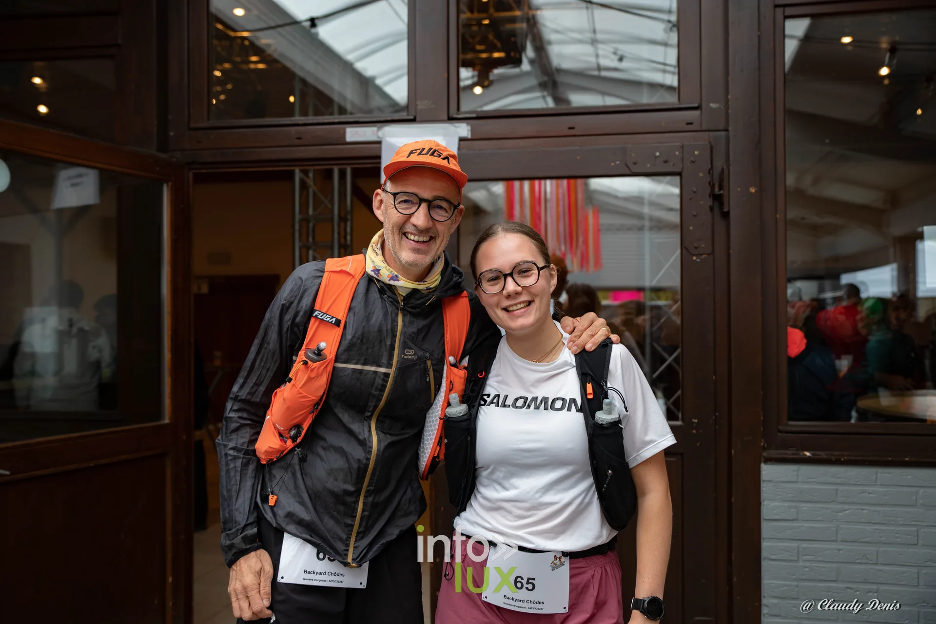 Backyard de Chôdes 2026 à Malmedy : deux participants avec leur dossard avant le départ (photo Claudy Denis)