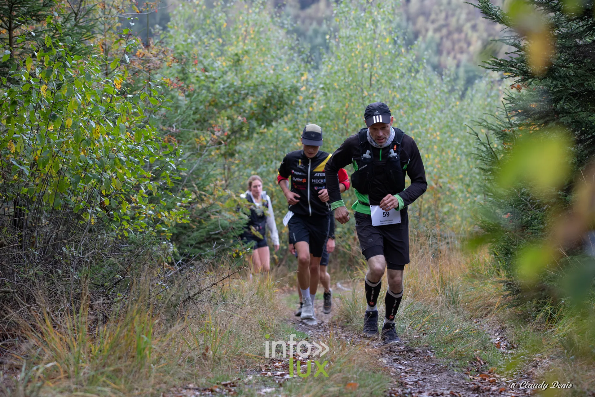 Backyard de Chôdes 2026 à Malmedy : un groupe de coureurs sur un sentier du parcours (photo Claudy Denis)