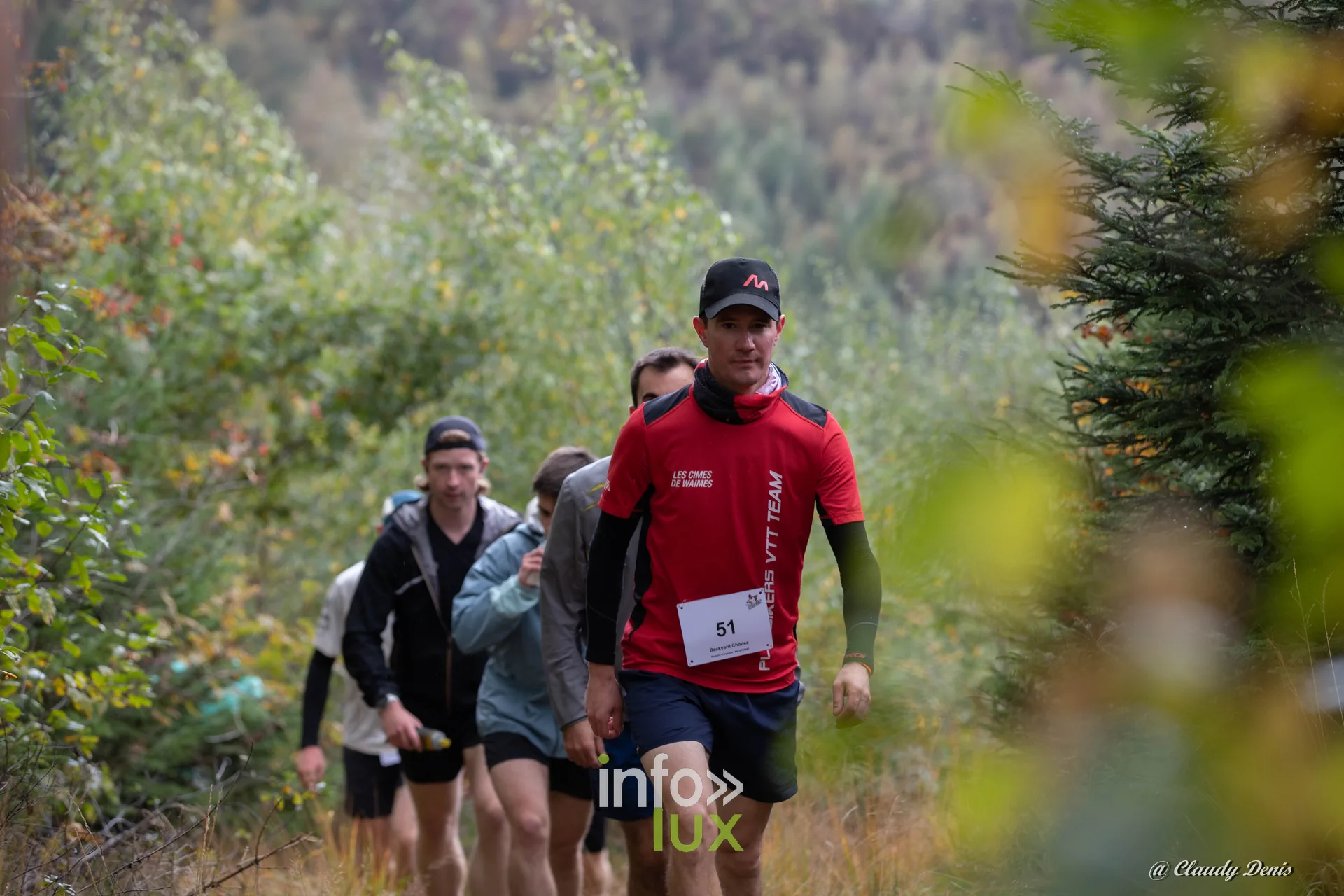 Backyard de Chôdes 2026 à Malmedy : un groupe de coureurs sur le parcours (photo Claudy Denis)