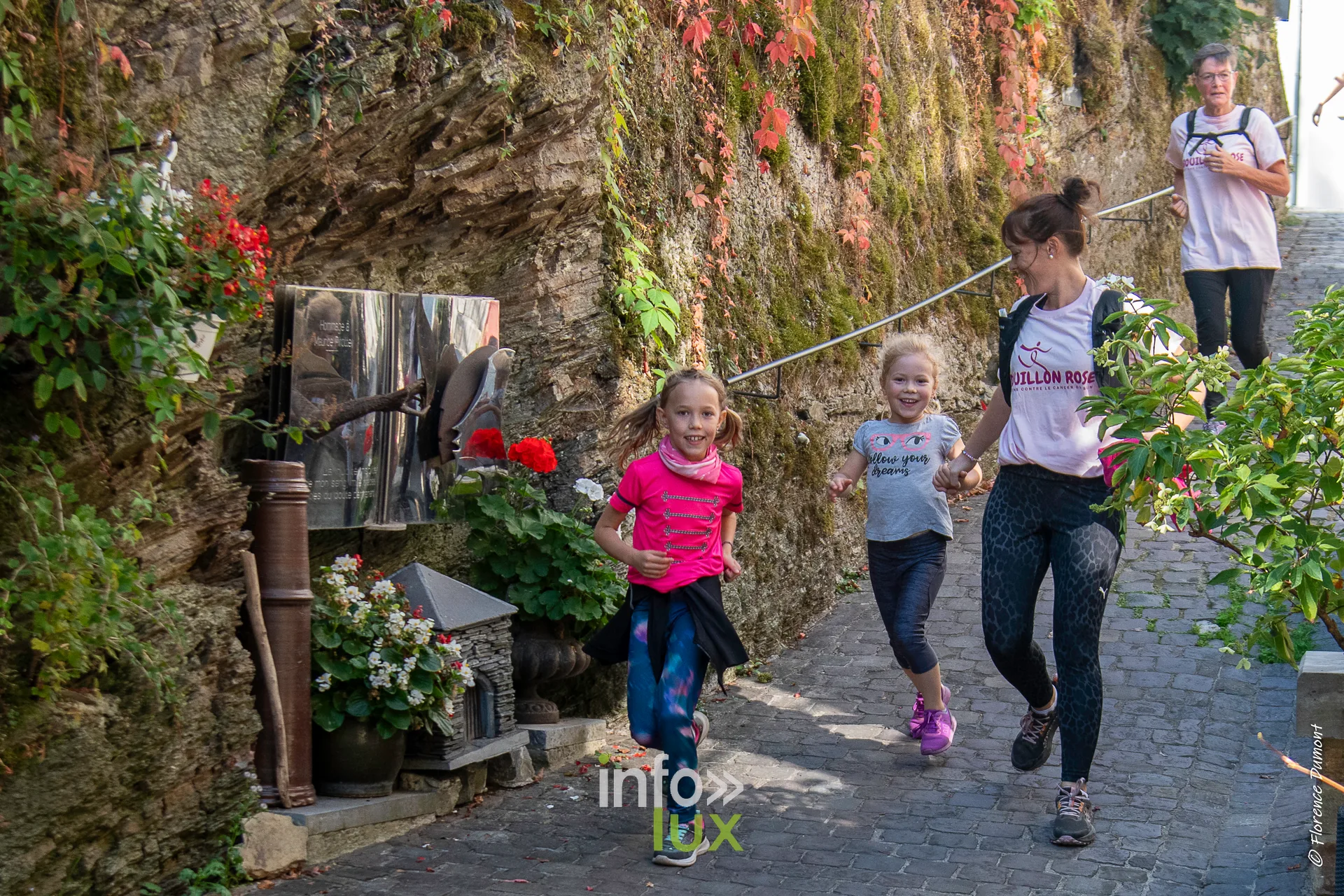 Bouillon Rose 2026 à Bouillon, marche et jogging solidaires contre le cancer du sein — photo 111 de Florence Dumont