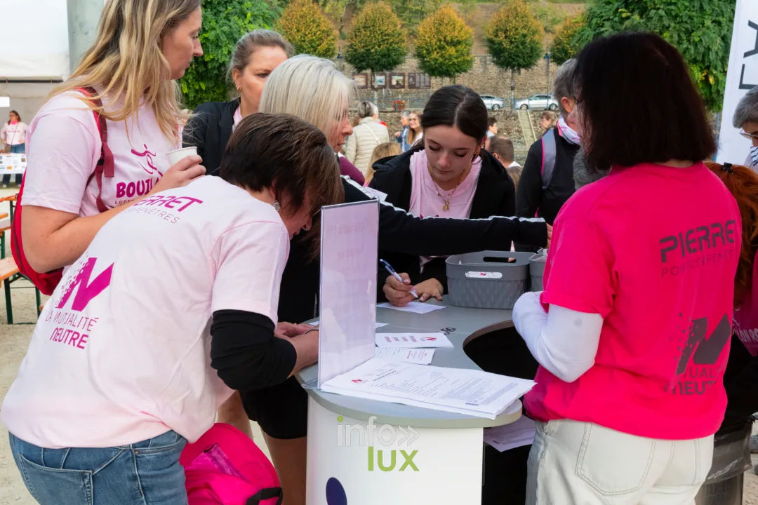 Bouillon Rose 2026 à Bouillon, marche et jogging solidaires contre le cancer du sein — photo 10 de Philippe Denis
