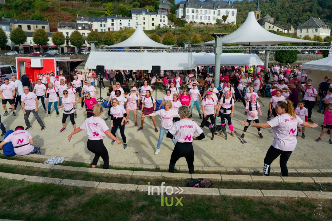 Bouillon Rose 2026 à Bouillon : échauffement collectif en musique au Parc des Sépulcrines