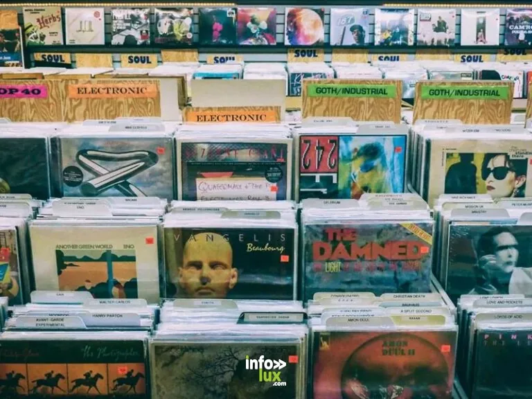 Cernay > Brocante > Bourse aux disques vinyles, CD et DVD