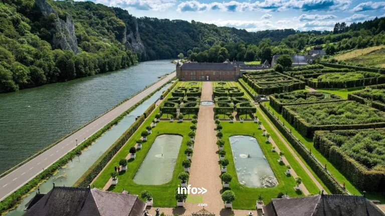 Château et Jardins de Freÿr (Waulsort)