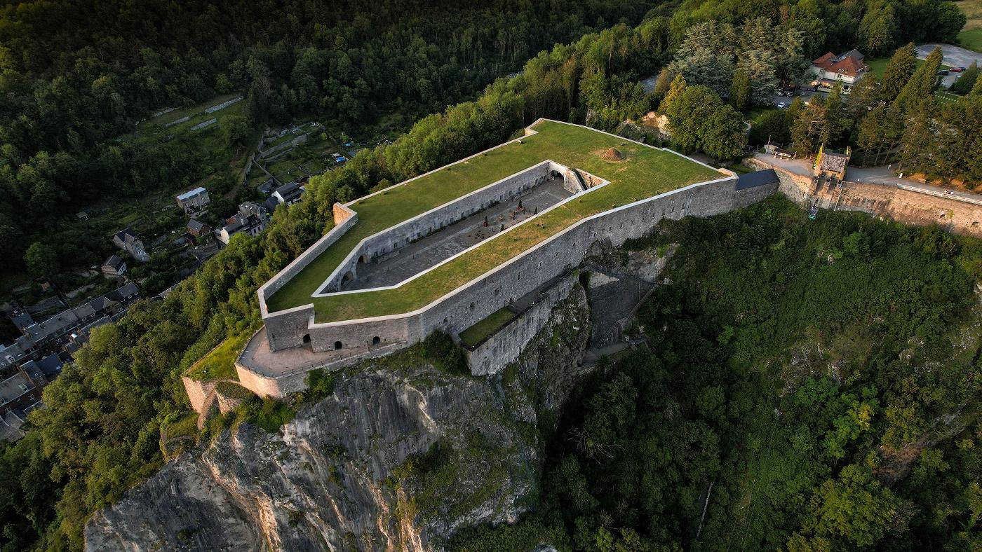 Citadelle de Dinant - Groupes (Anseremme) Citadelle de Dinant - Groupes (Anseremme)
