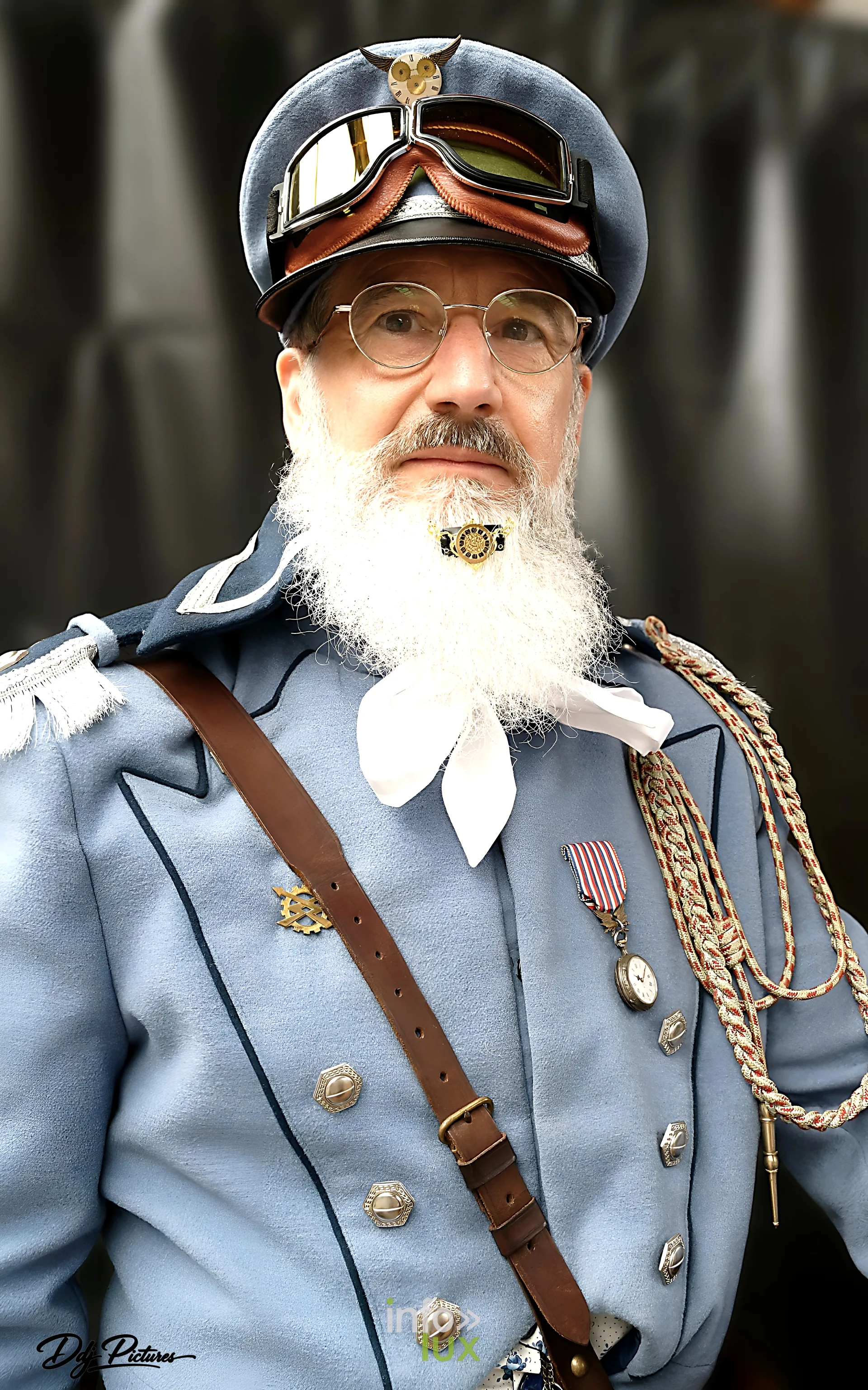 Portrait d’une personne costumée, convention steampunk Rouages intemporels à Toul, octobre 2026 (photo Éric Didierjean)