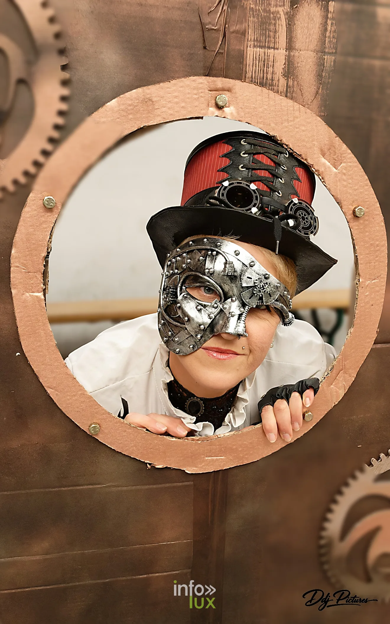 Portrait d’une personne costumée, convention steampunk Rouages intemporels à Toul, octobre 2026 (photo Éric Didierjean)