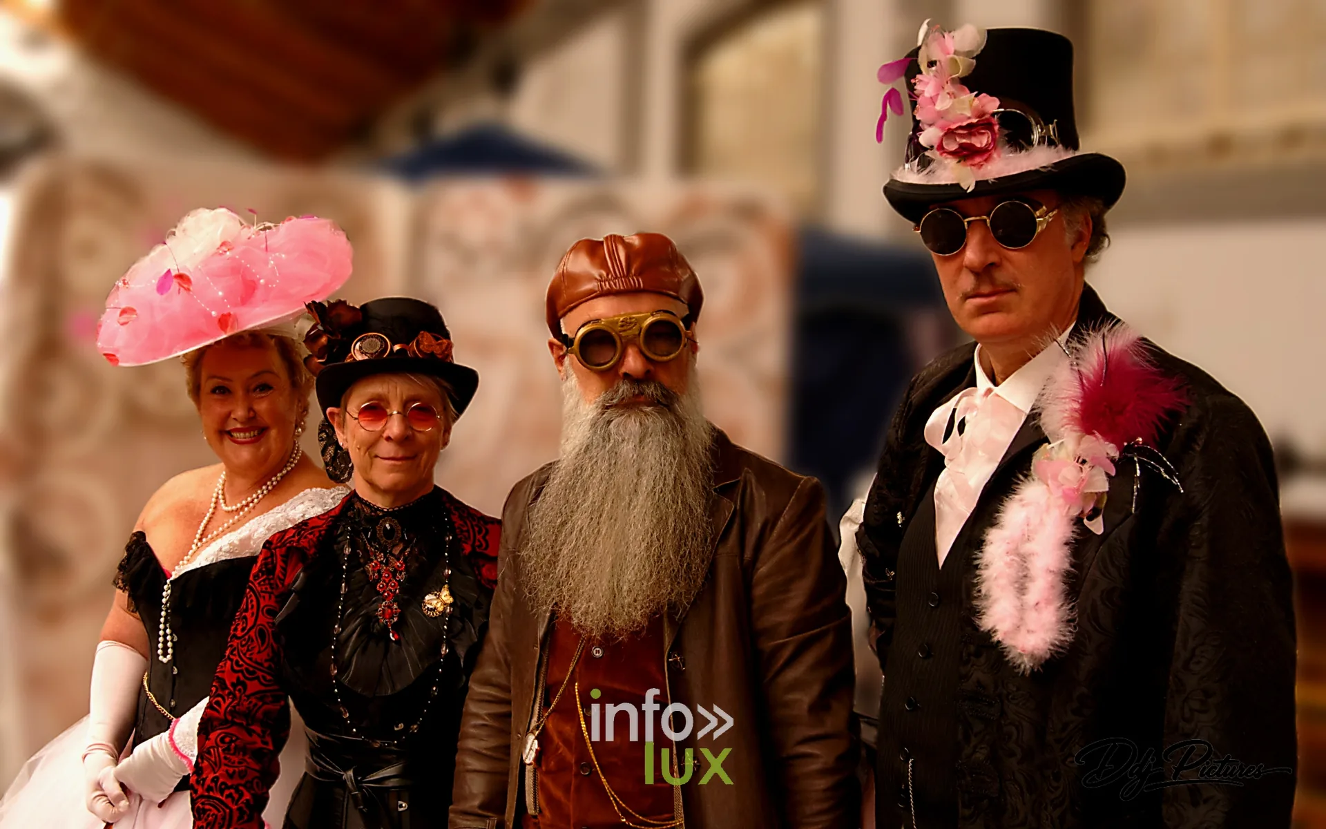 Groupe de participants costumés, convention steampunk Rouages intemporels à Toul, octobre 2026 (photo Éric Didierjean)
