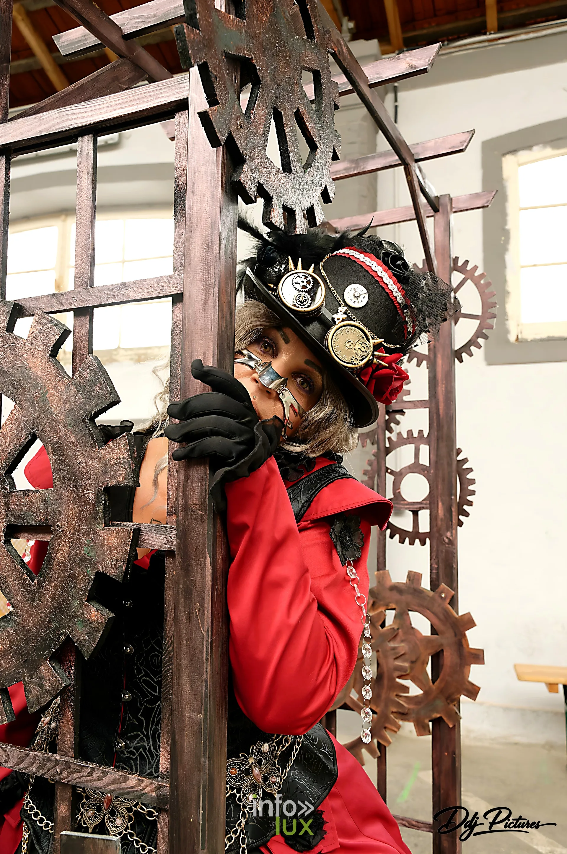 Portrait d’une personne costumée, convention steampunk Rouages intemporels à Toul, octobre 2026 (photo Éric Didierjean)