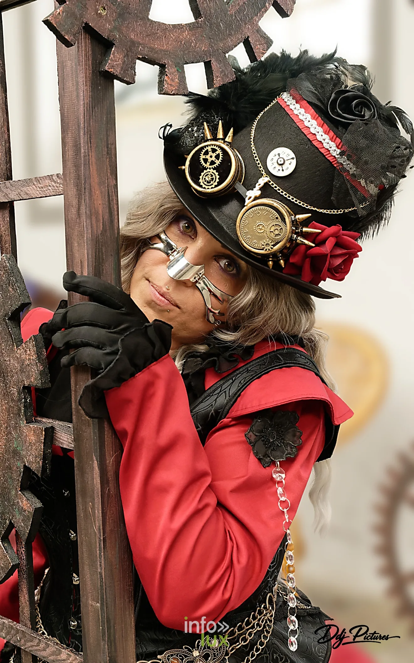 Portrait d’une personne costumée, convention steampunk Rouages intemporels à Toul, octobre 2026 (photo Éric Didierjean)