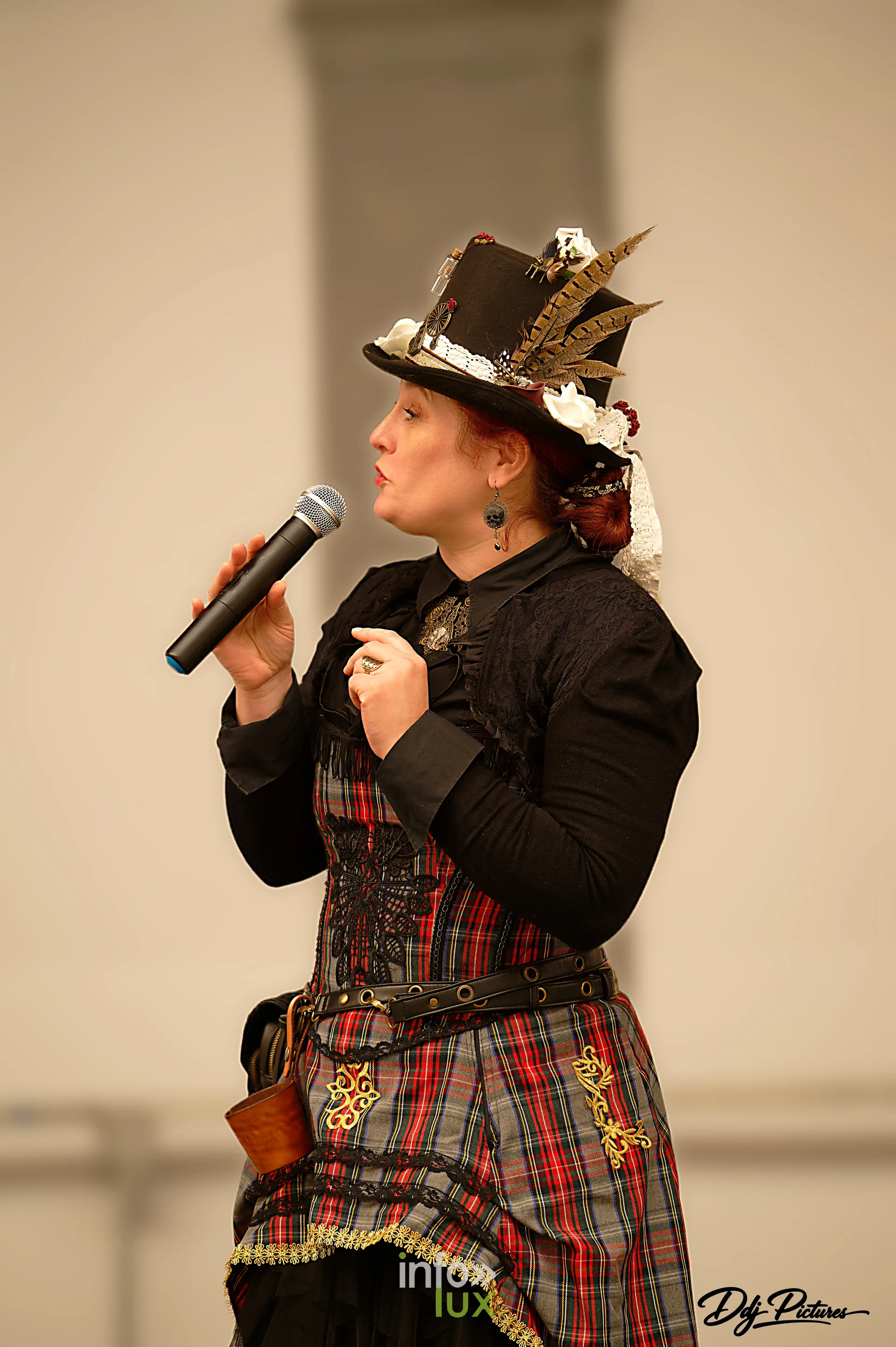 Portrait d’une personne costumée, convention steampunk Rouages intemporels à Toul, octobre 2026 (photo Éric Didierjean)
