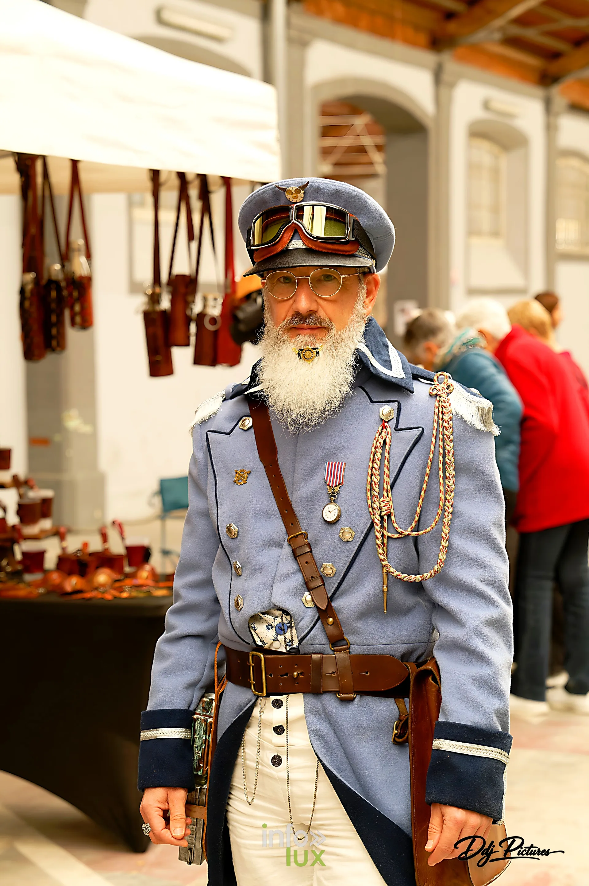 Portrait d’une personne costumée, convention steampunk Rouages intemporels à Toul, octobre 2026 (photo Éric Didierjean)