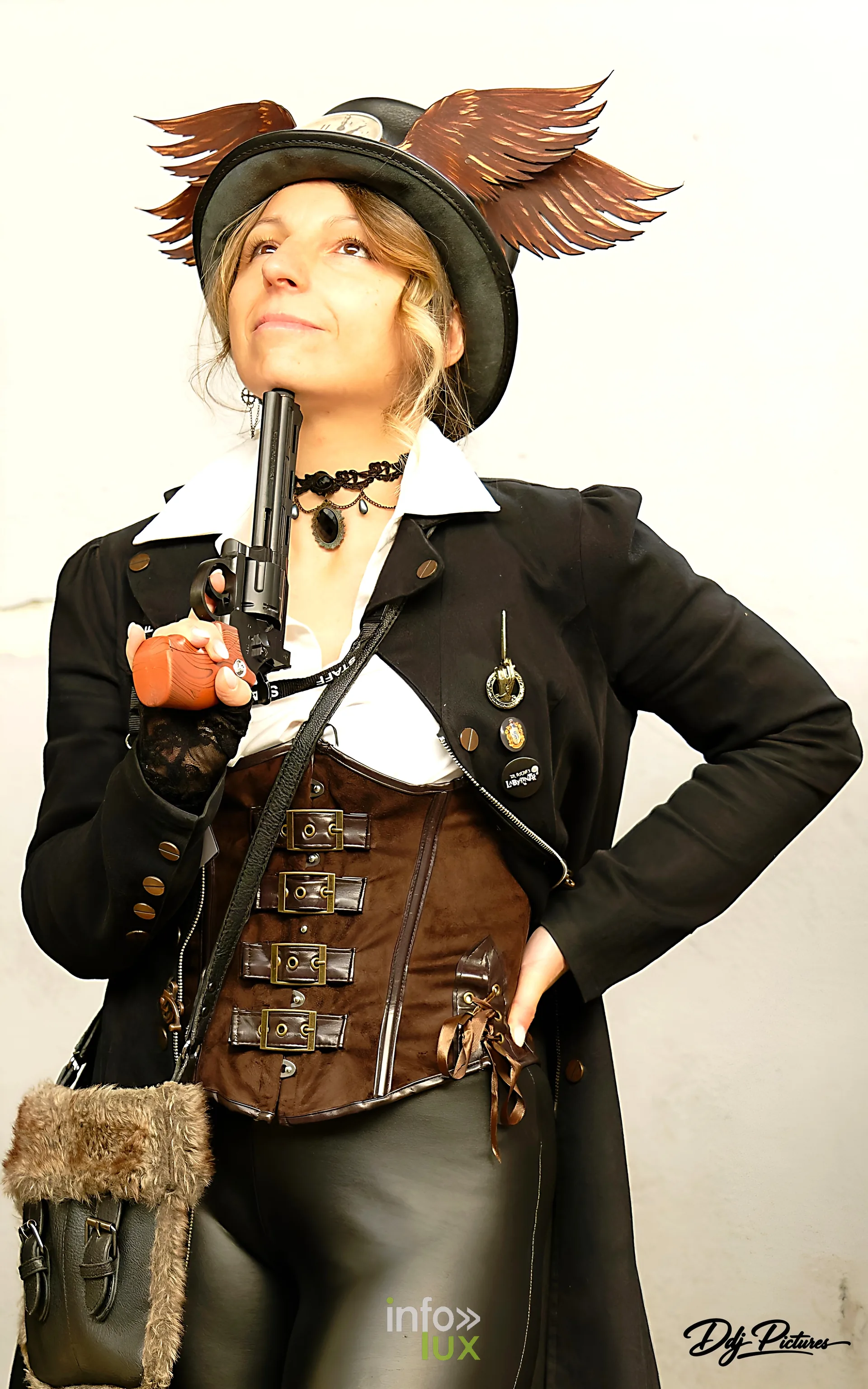 Portrait d’une personne costumée, convention steampunk Rouages intemporels à Toul, octobre 2026 (photo Éric Didierjean)