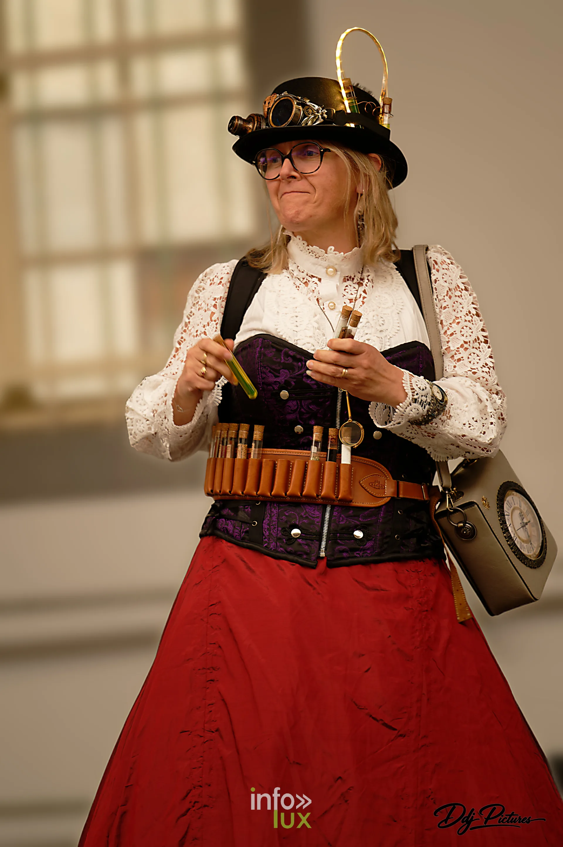 Portrait d’une personne costumée, convention steampunk Rouages intemporels à Toul, octobre 2026 (photo Éric Didierjean)