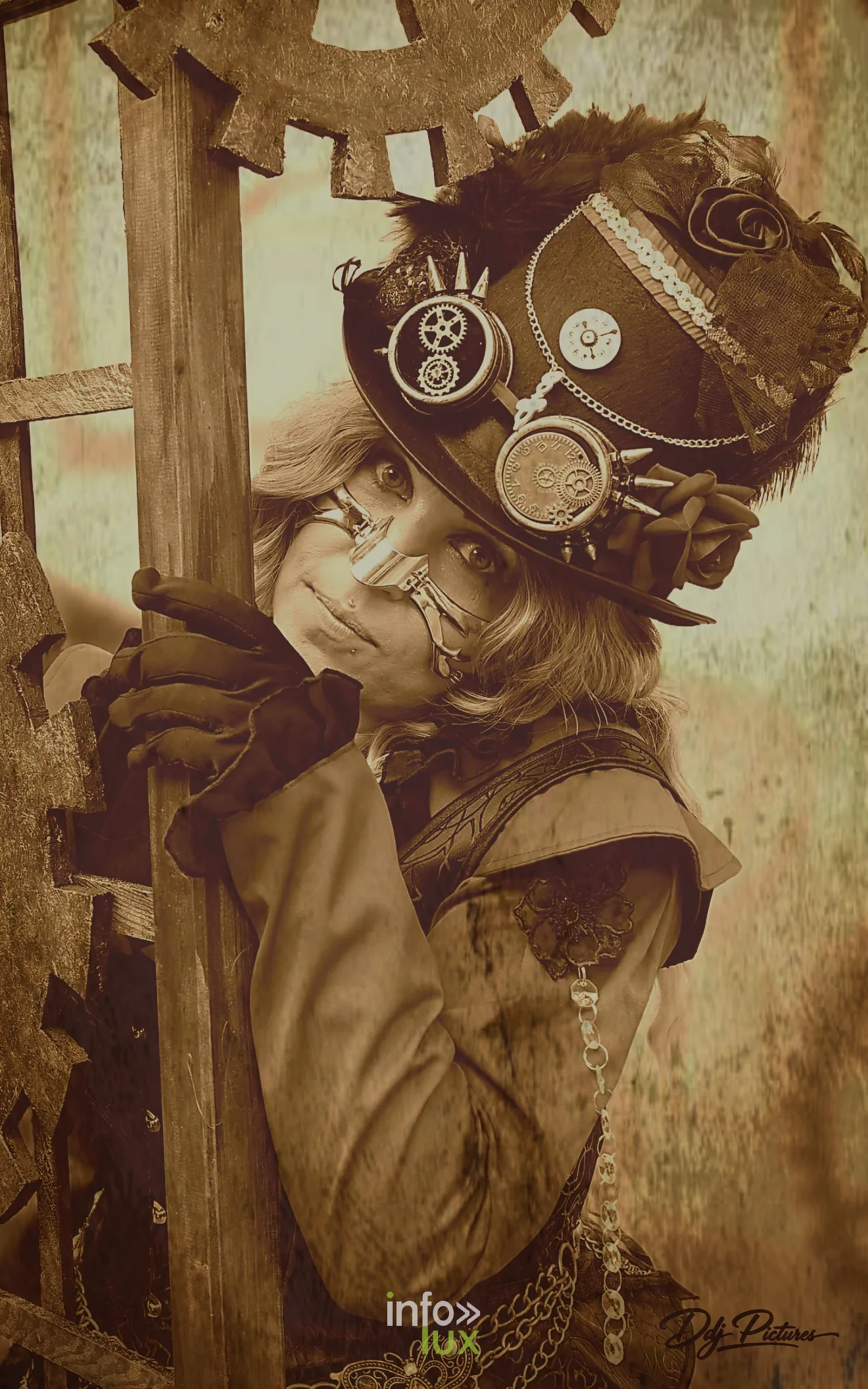 Portrait en tons sépia, à la manière d’une photographie ancienne, convention steampunk Rouages intemporels à Toul, octobre 2026 (photo Éric Didierjean)