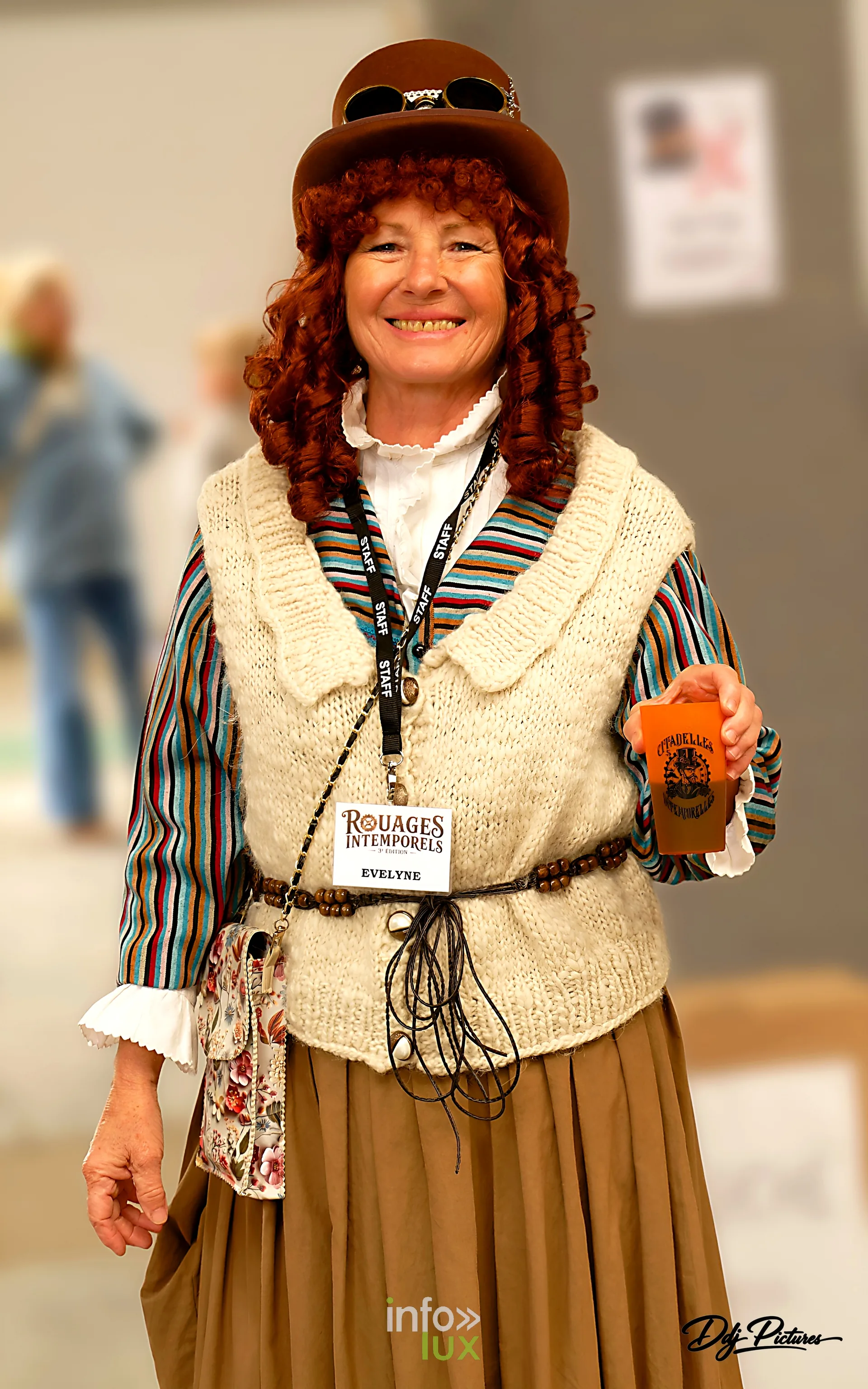 Portrait d’une personne costumée, convention steampunk Rouages intemporels à Toul, octobre 2026 (photo Éric Didierjean)