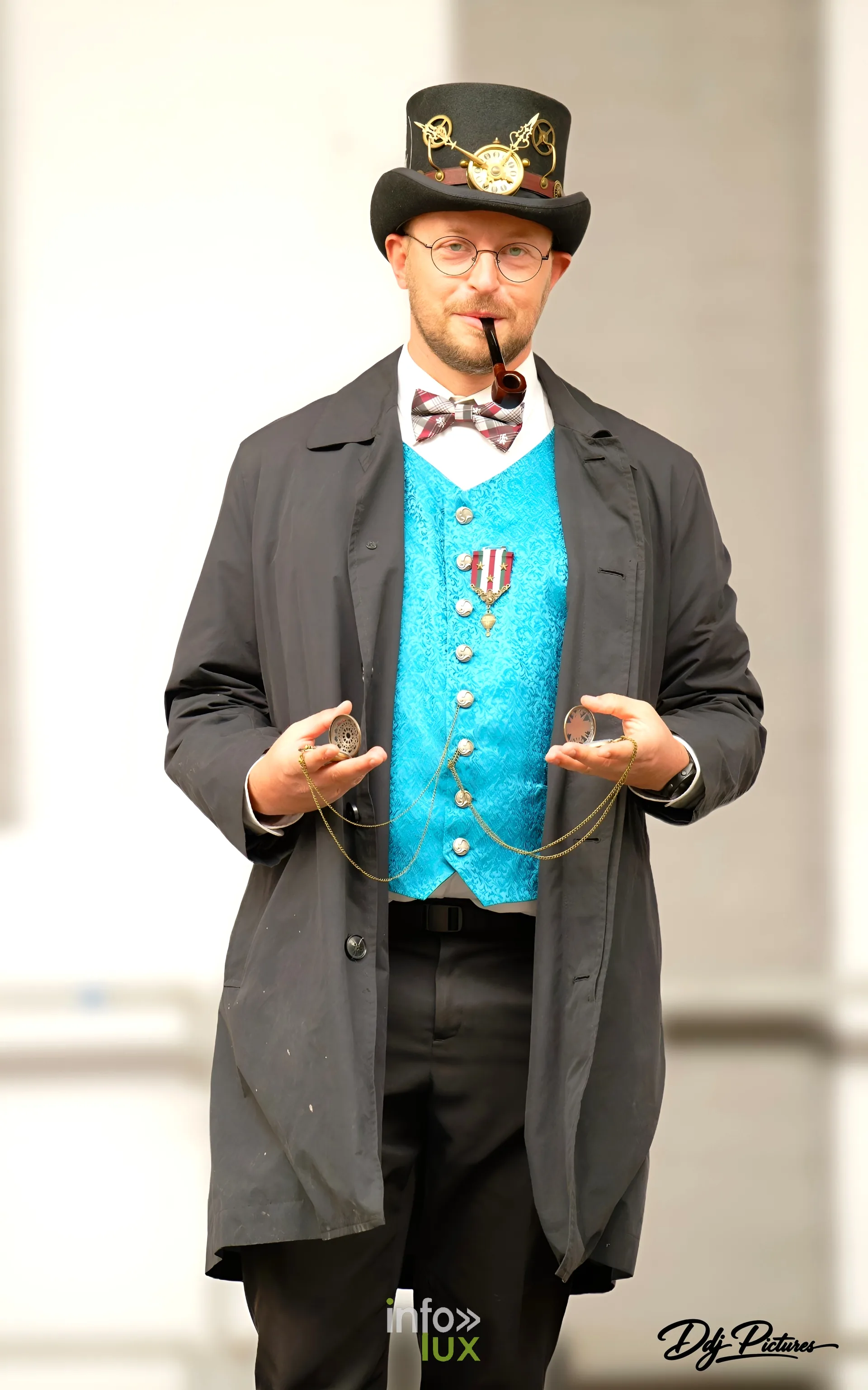 Portrait d’une personne costumée, convention steampunk Rouages intemporels à Toul, octobre 2026 (photo Éric Didierjean)