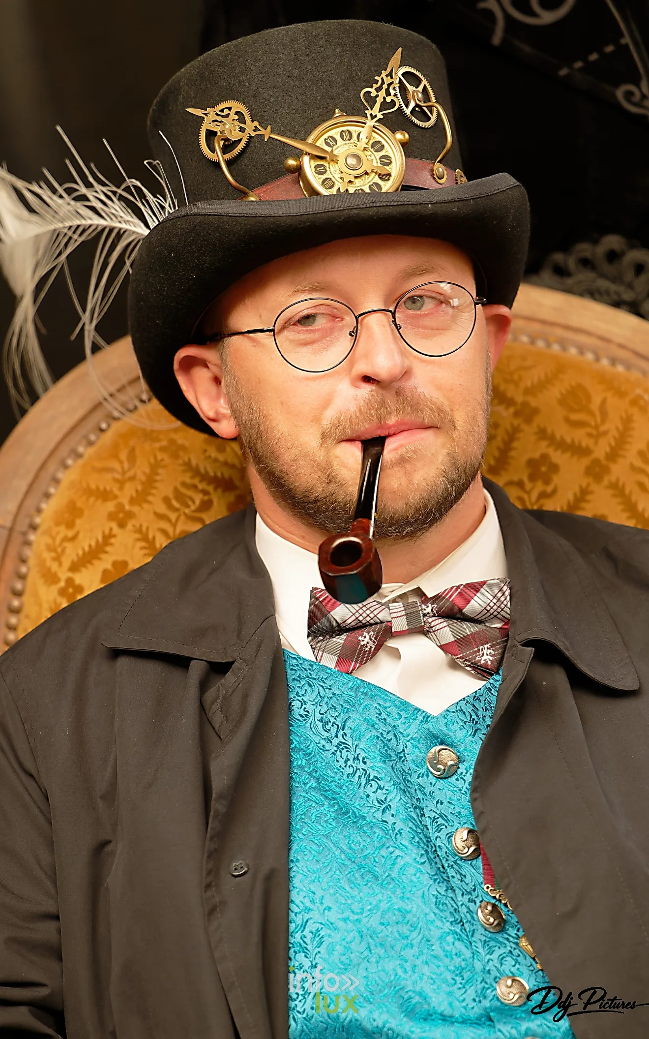 Portrait d’une personne costumée, convention steampunk Rouages intemporels à Toul, octobre 2026 (photo Éric Didierjean)