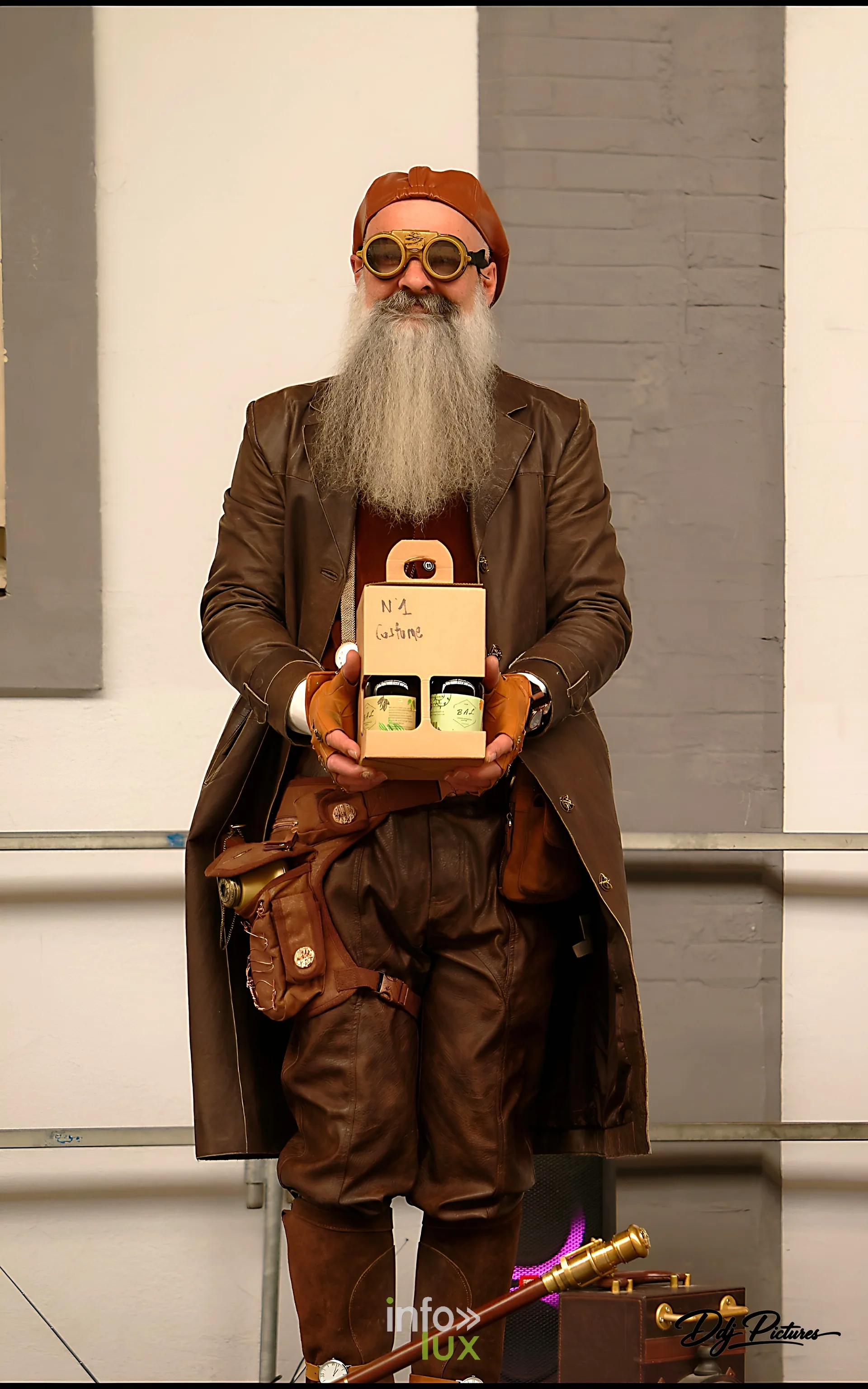 Portrait d’une personne costumée, convention steampunk Rouages intemporels à Toul, octobre 2026 (photo Éric Didierjean)