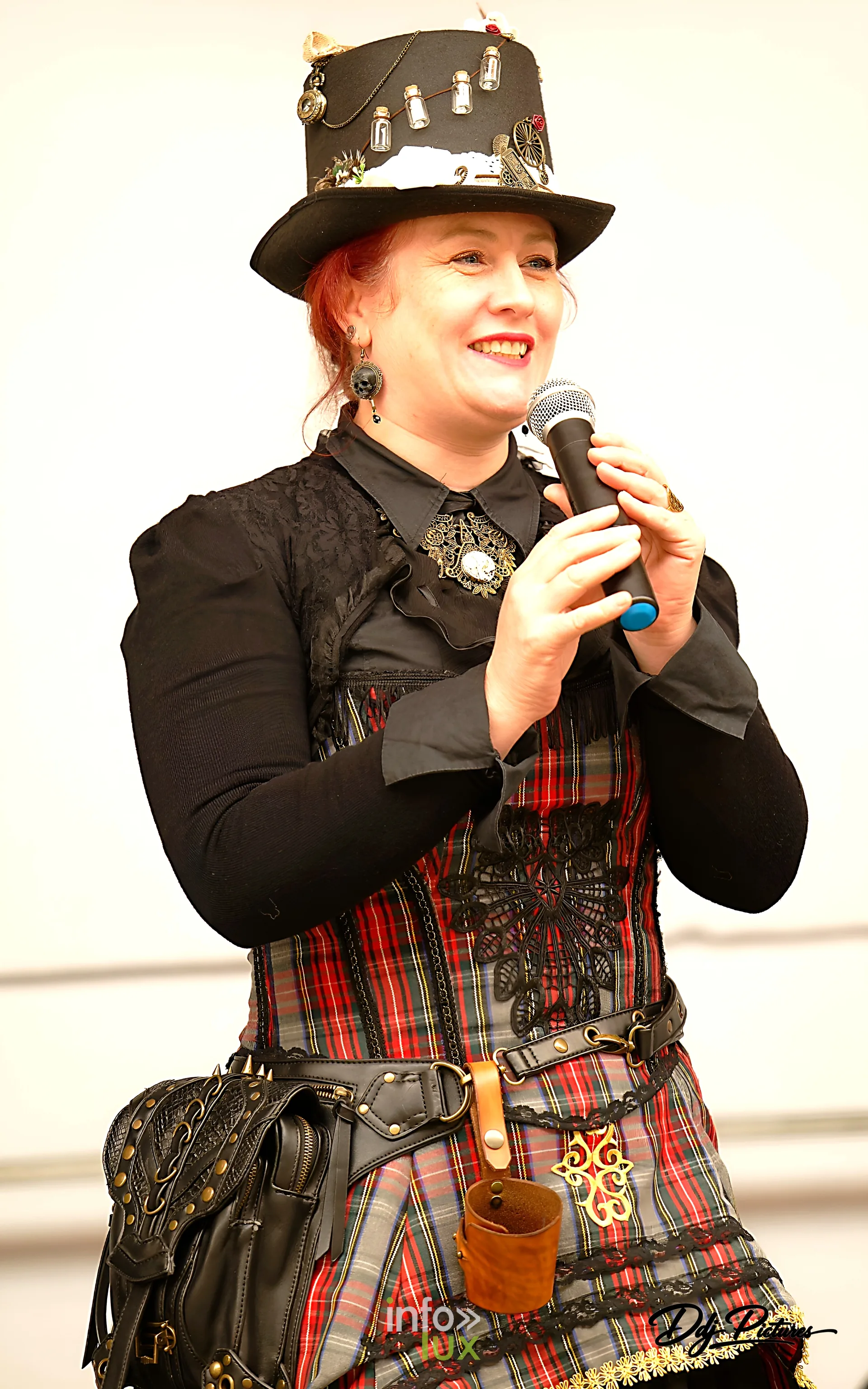 Portrait d’une personne costumée, convention steampunk Rouages intemporels à Toul, octobre 2026 (photo Éric Didierjean)
