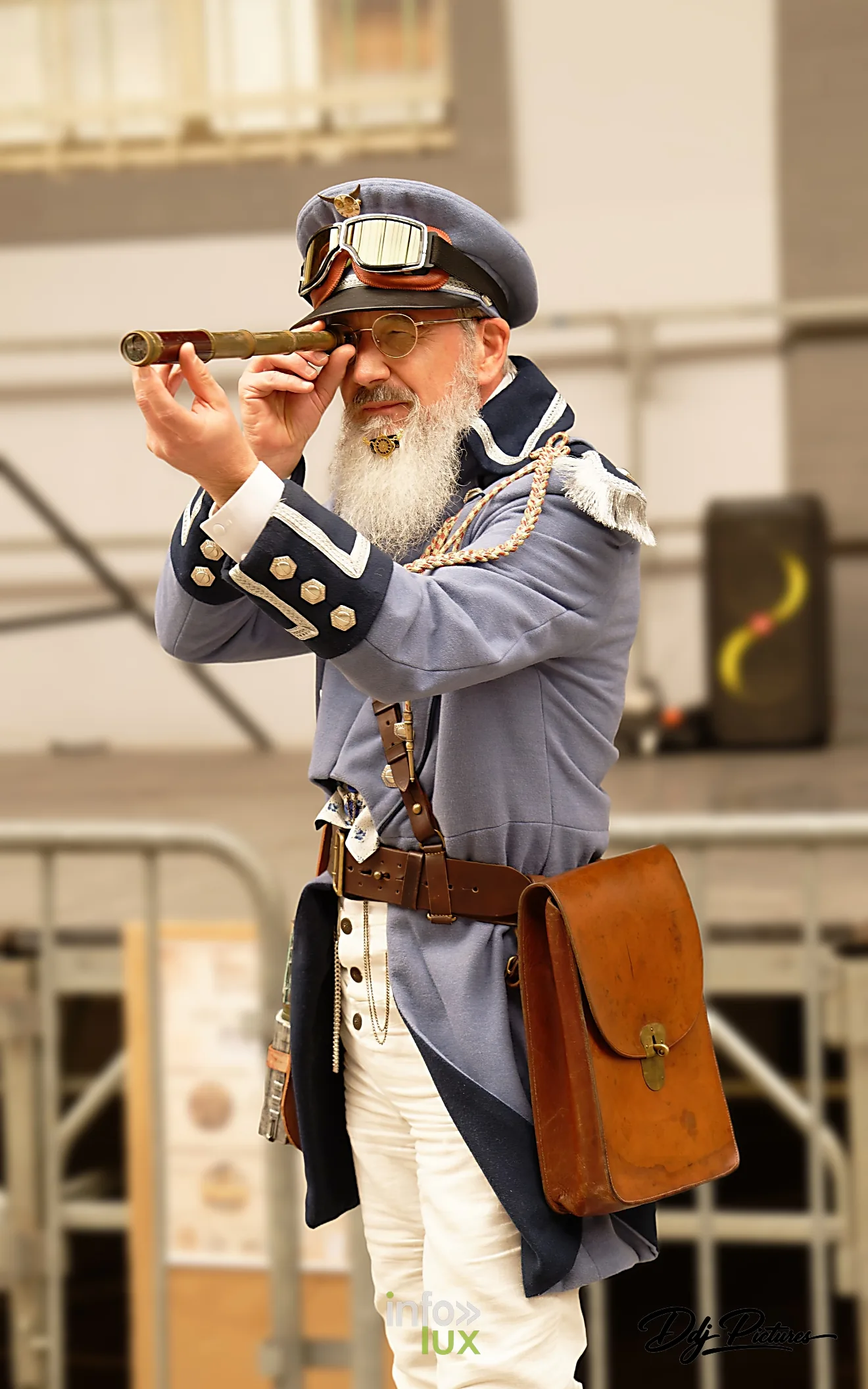 Portrait d’une personne costumée, convention steampunk Rouages intemporels à Toul, octobre 2026 (photo Éric Didierjean)