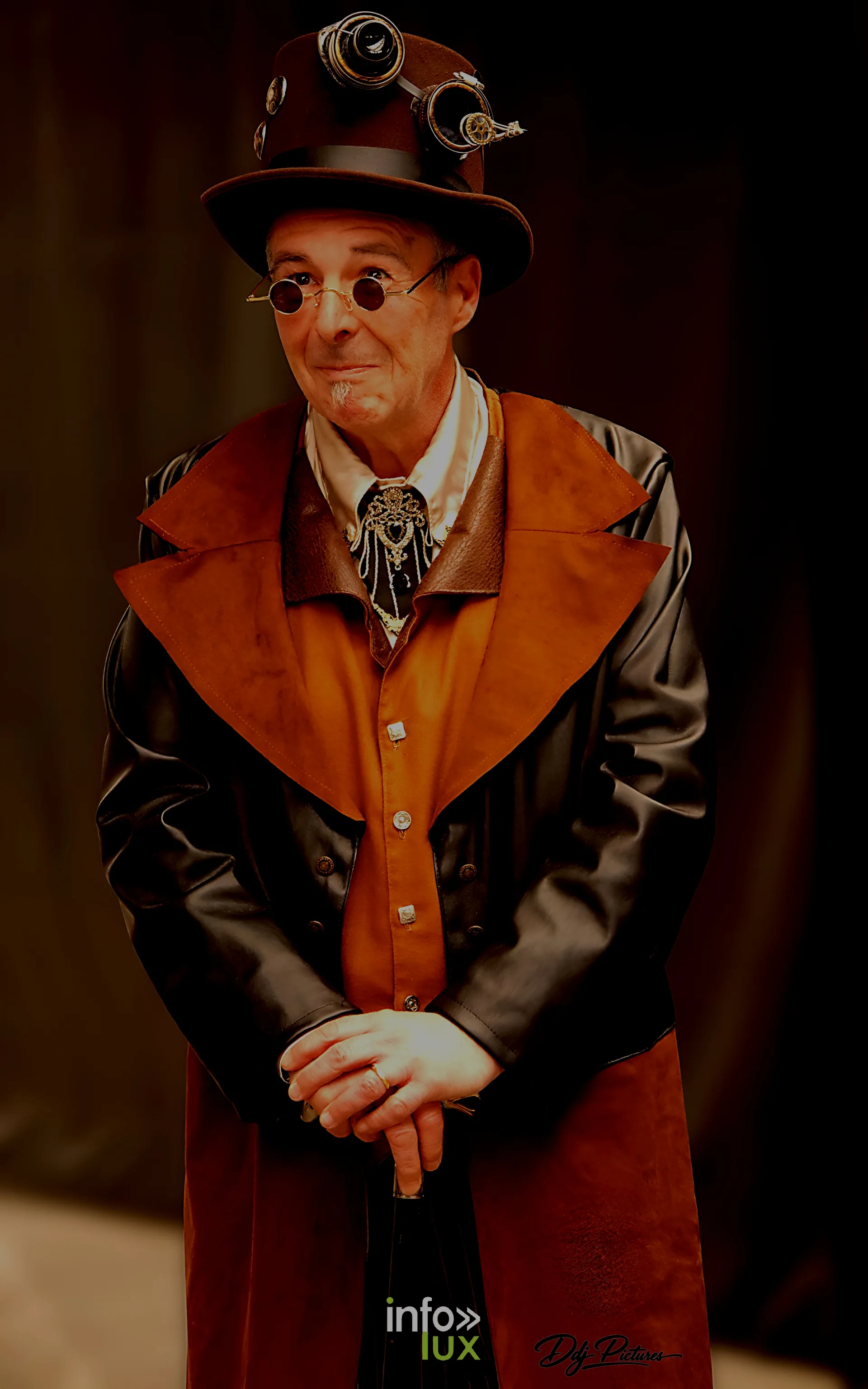 Portrait d’une personne costumée, convention steampunk Rouages intemporels à Toul, octobre 2026 (photo Éric Didierjean)