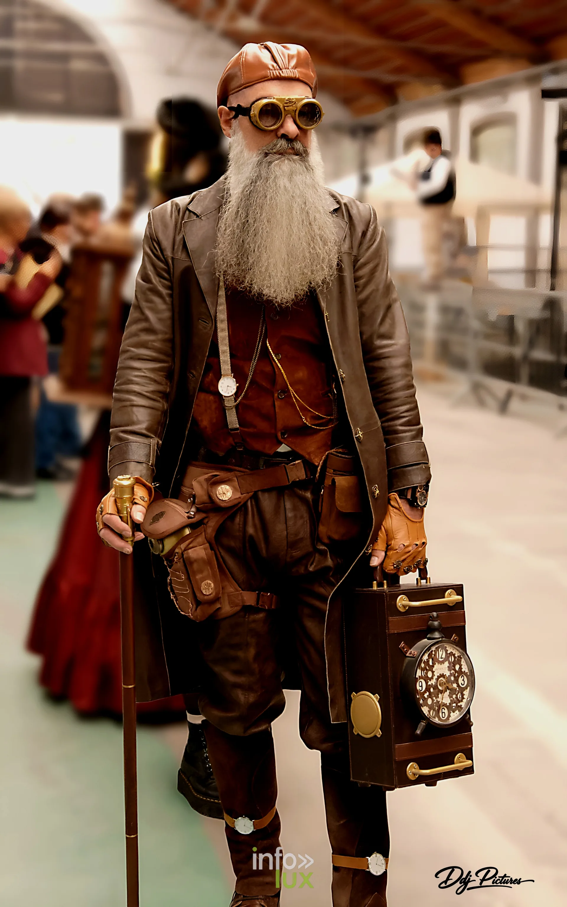 Portrait d’une personne costumée, convention steampunk Rouages intemporels à Toul, octobre 2026 (photo Éric Didierjean)