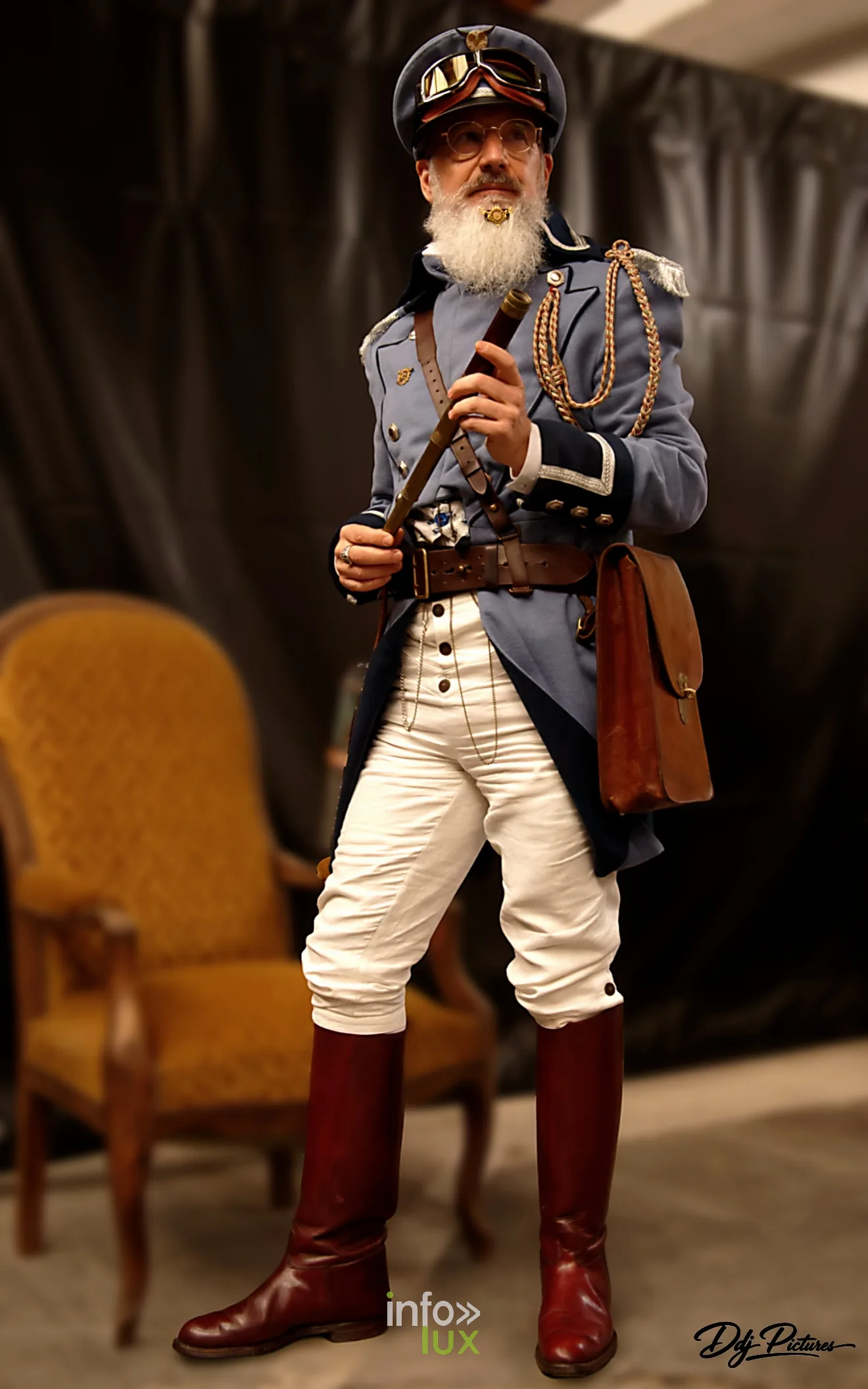 Portrait d’une personne costumée, convention steampunk Rouages intemporels à Toul, octobre 2026 (photo Éric Didierjean)