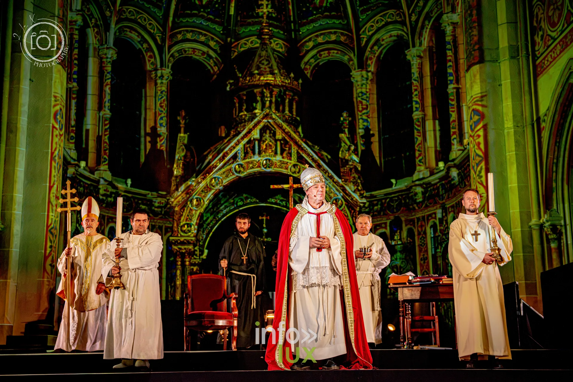 Le Crépuscule des Pierres, église Saint-Joseph de Montigny-lès-Metz, répétition générale du 8 octobre 2026 : La troupe sur scène, professionnels et bénévoles