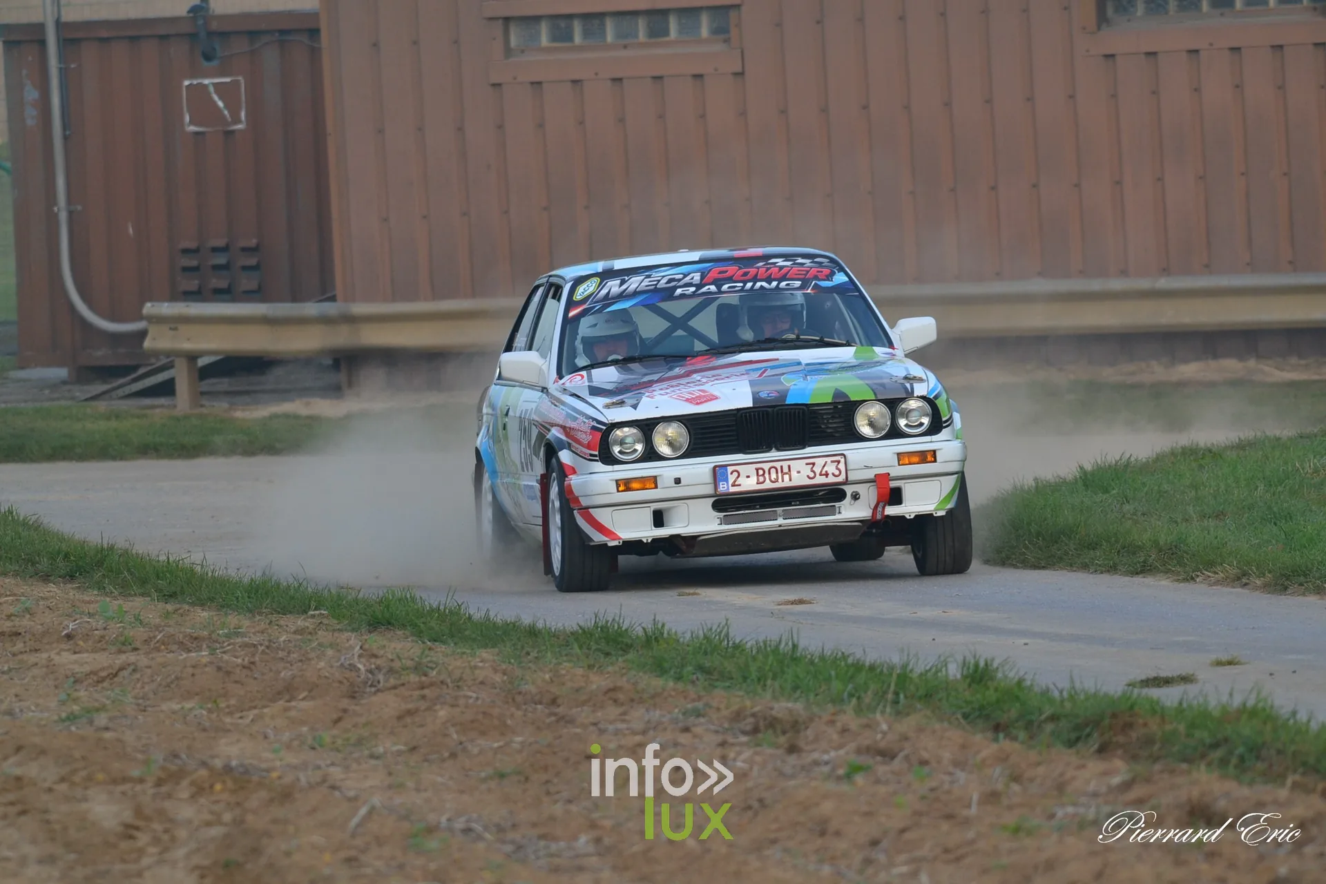 Critérium Jean-Louis Dumont 2026 à Waremme : Bernard Léonard et Sébastien Sauvage, BMW E30, troisièmes en Classic, lauréats de la classe CL-19