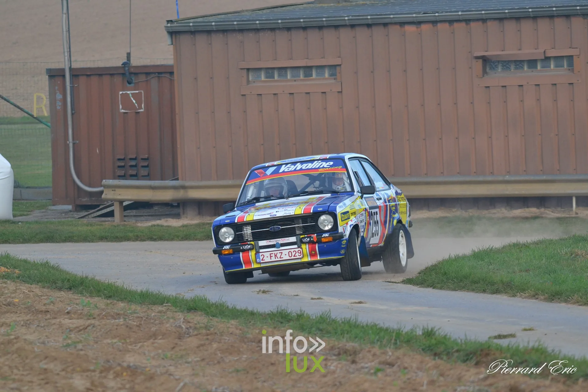 Critérium Jean-Louis Dumont 2026 à Waremme : Pascal Menten et Patrice Mattart, Ford Escort RS 2000, quatrièmes en Classic