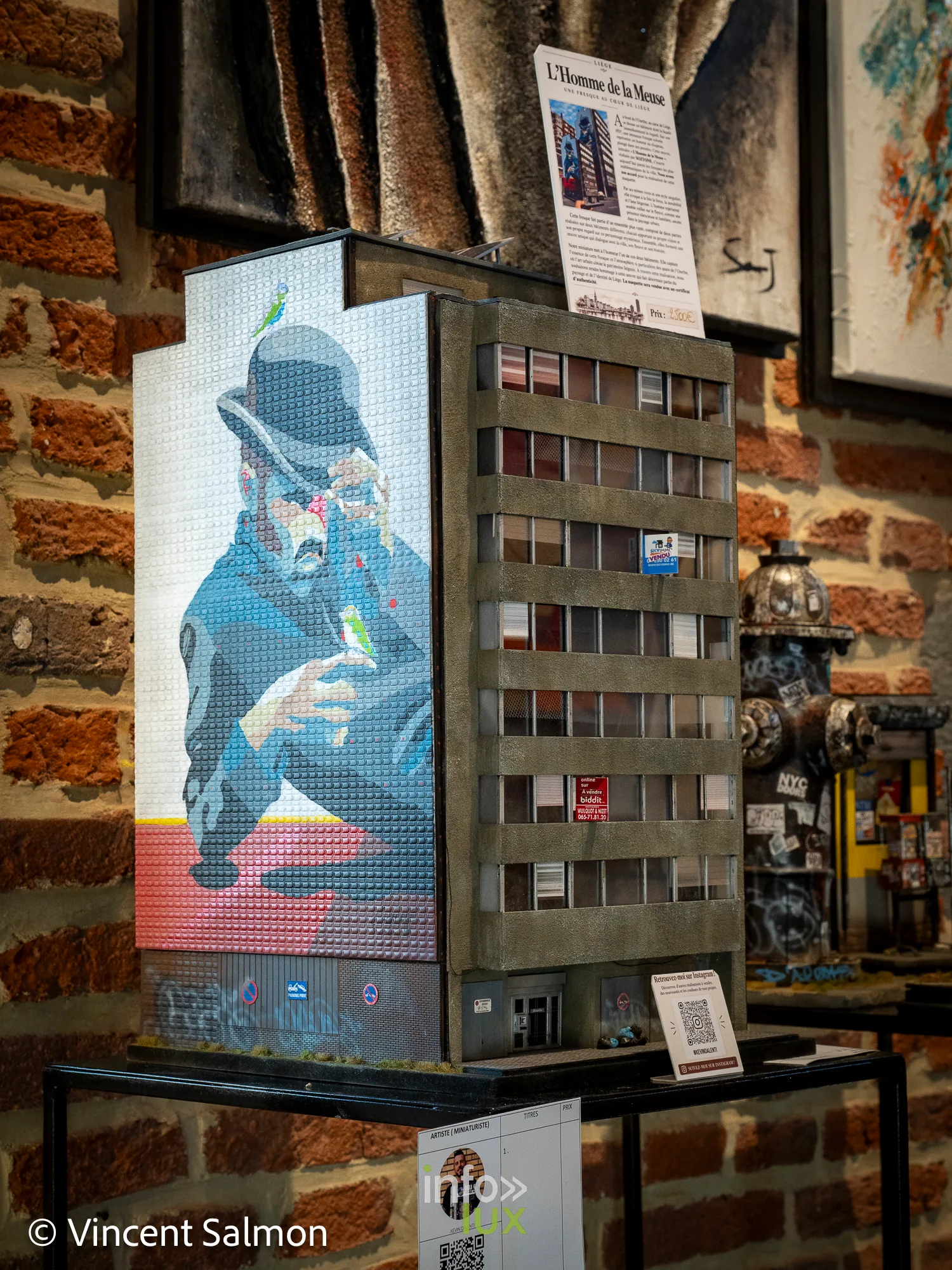 Œuvre de Kevin Dalenti (miniaturiste), exposition Évasions Artistiques, Galerie de la Tour, Château d’Oupeye