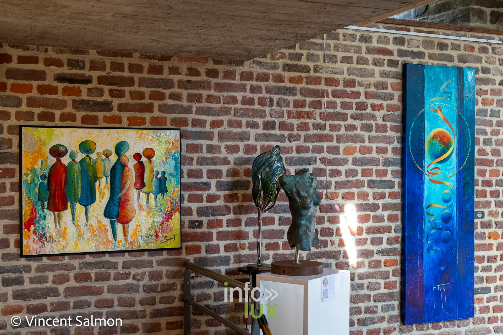 Œuvres de Joseph Saverino, William Wila, Jean-Luc Scholtissen et Bernadette Triki, exposition Évasions Artistiques, Galerie de la Tour, Château d’Oupeye