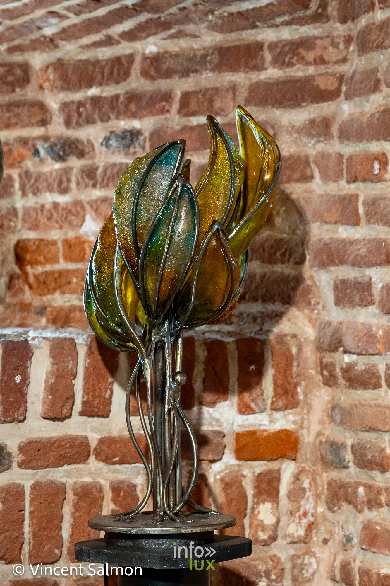 Œuvre de William Wila (sculpture), exposition Évasions Artistiques, Galerie de la Tour, Château d’Oupeye
