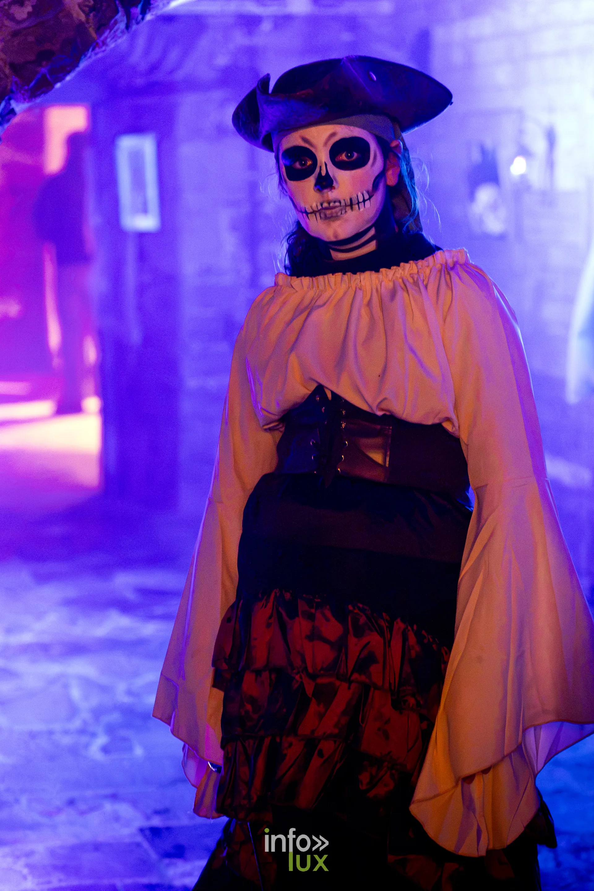 Fantastique Halloween 2026, château de Lavaux-Sainte-Anne (Rochefort) : un figurant costumé du parcours (photo Vincent Beckmann)