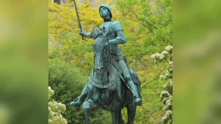 Reims > Sortie > « Deviens le roi à Reims » : jeu d’exploration en plein air