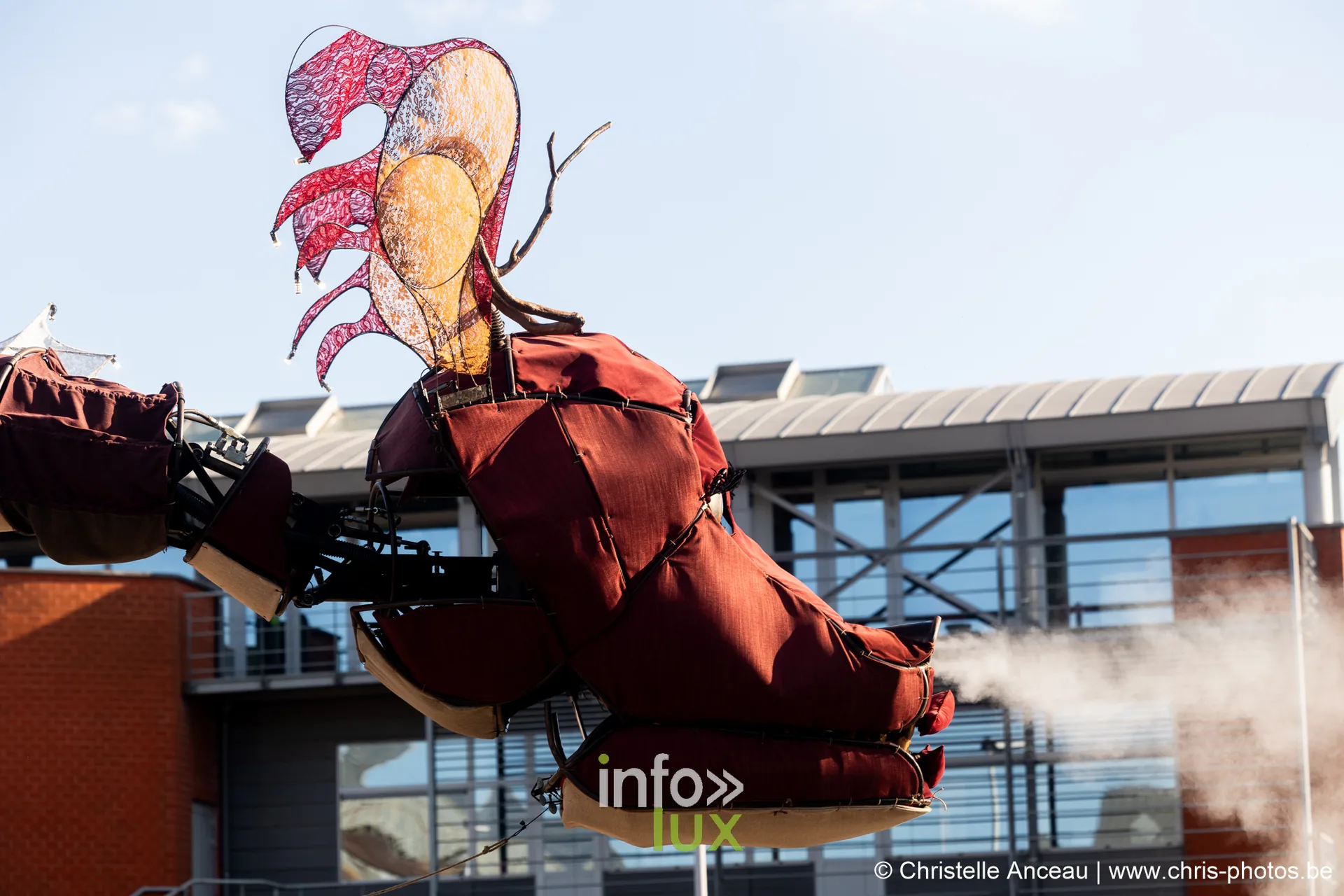 Fieris Féeries 2026 à Seraing : le dragon crache de la fumée