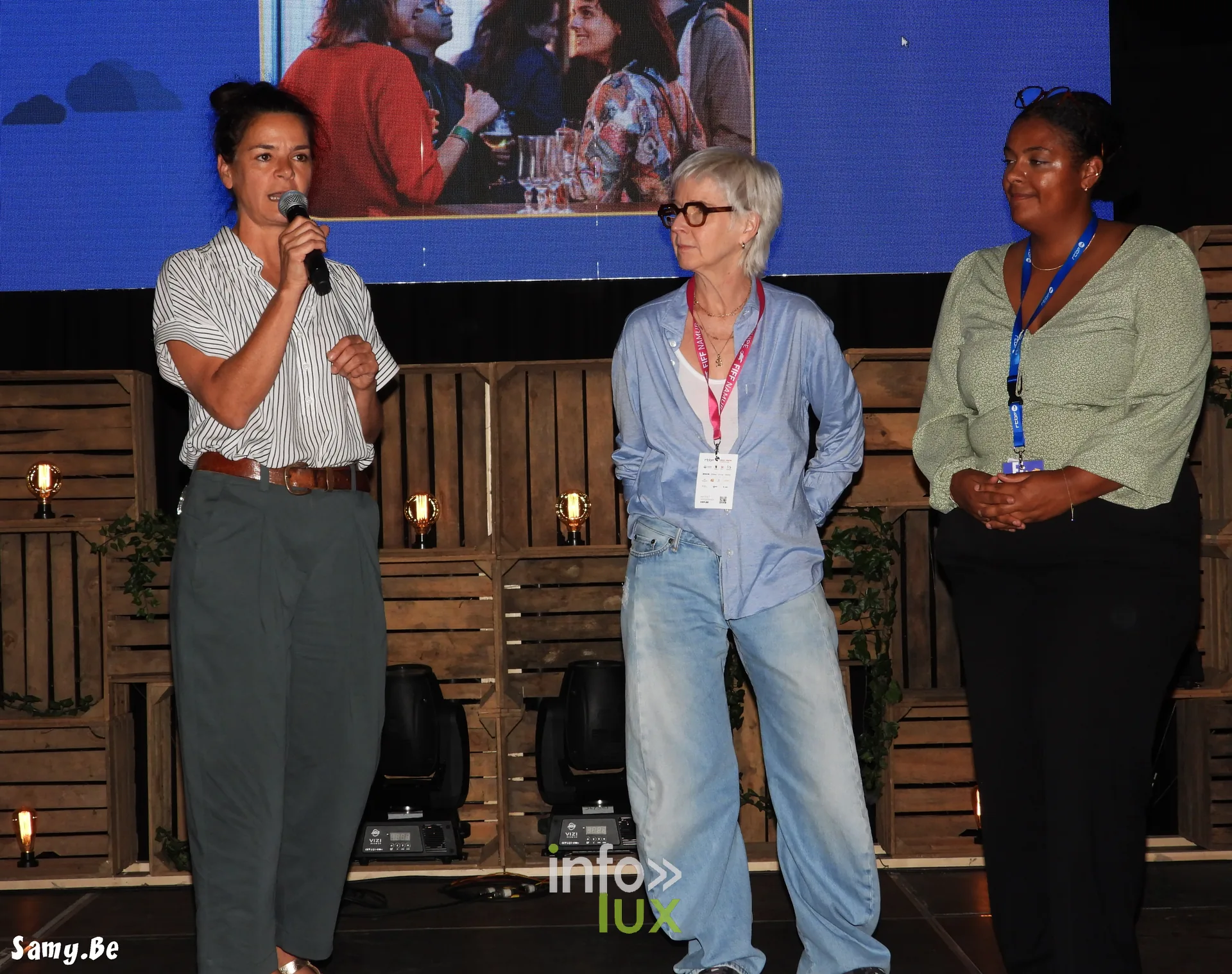 Charlotte Bazelaire, Nicole Gillet et Tao Ahimana sur scène pour Un verre en ville, FiFF Namur 2026