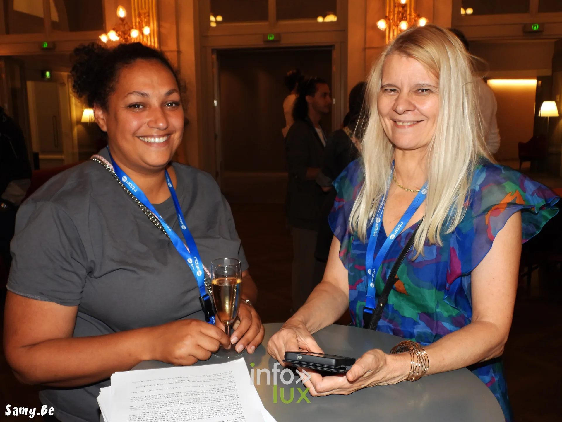 Mélanie et Marie-France Dupagne, du service presse du FiFF Namur 2026